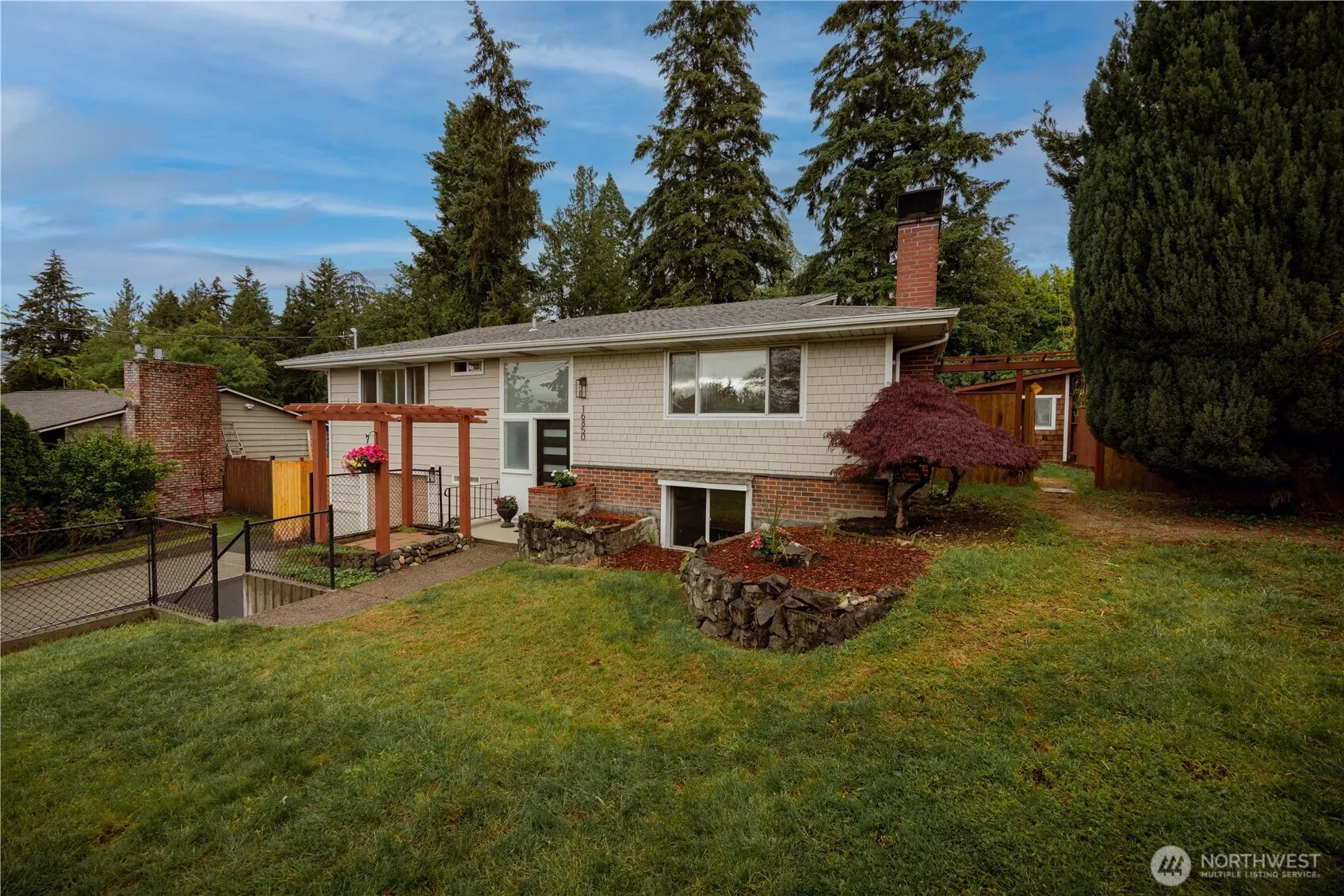 Property photo for 16850 31st Place S, Sea Tac
