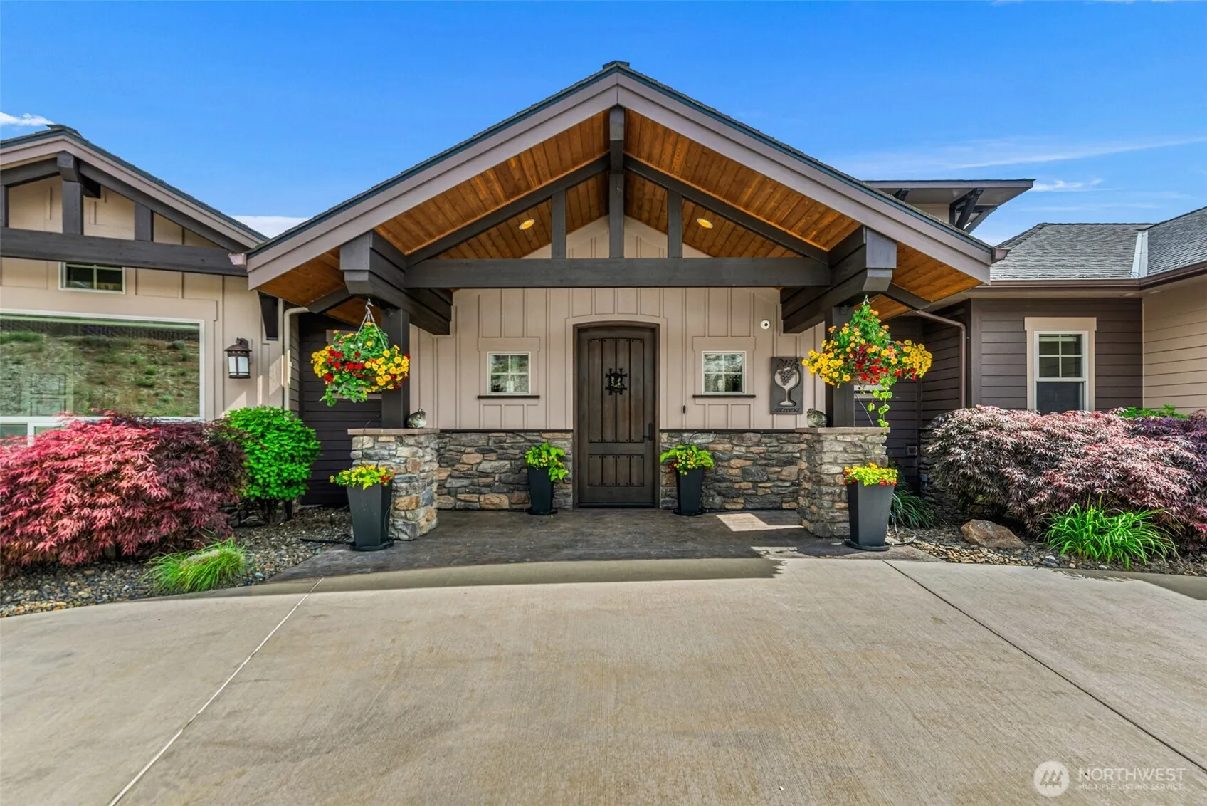 Property photo for 136 Waterview Drive, Chelan photo 3