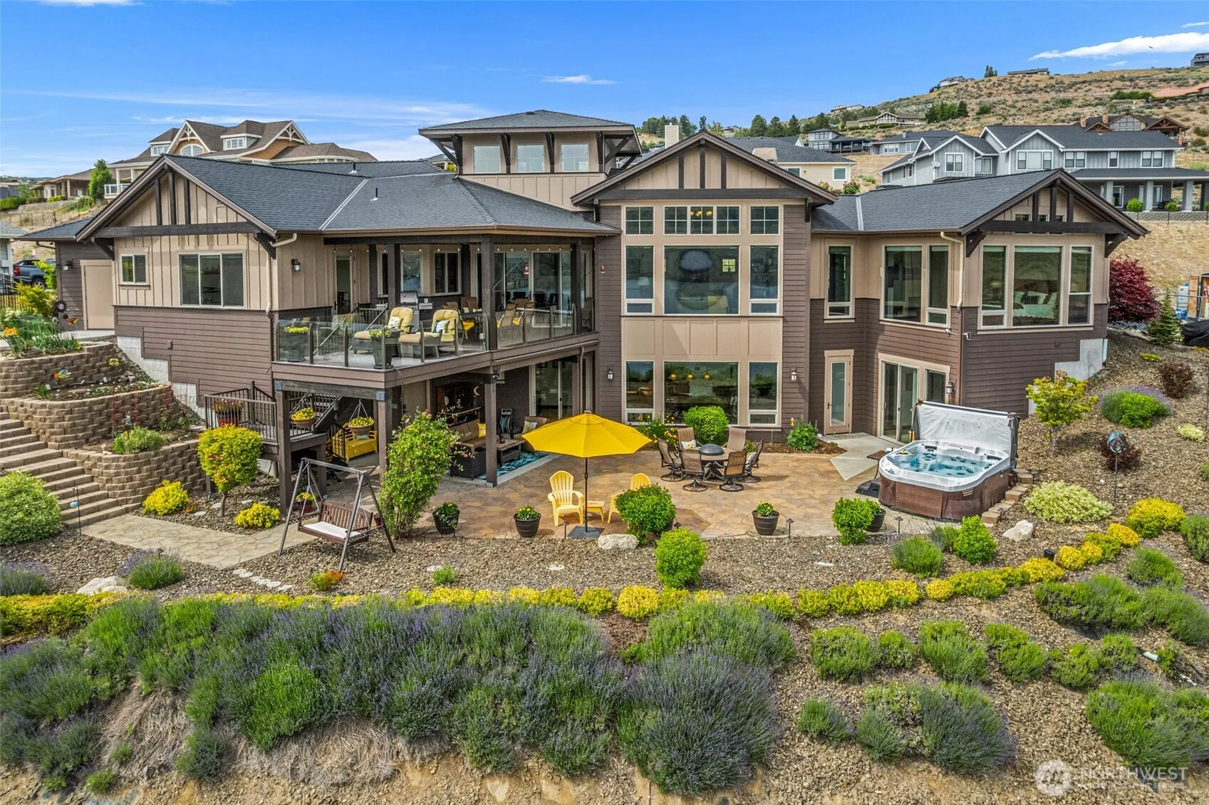 Property photo for 136 Waterview Drive, Chelan photo 4