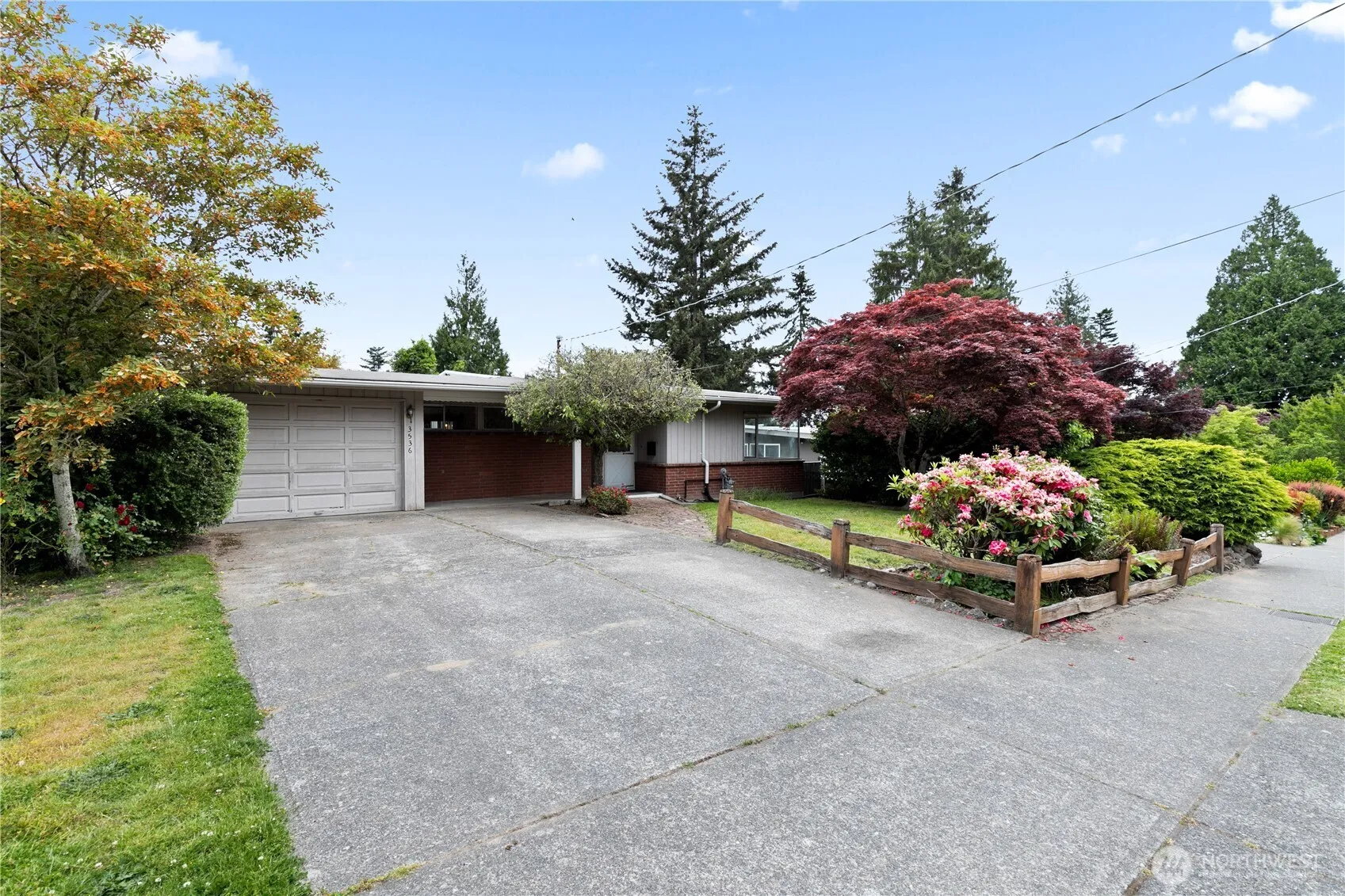 Property photo for 3536 Ne 94th Street, Seattle photo 4