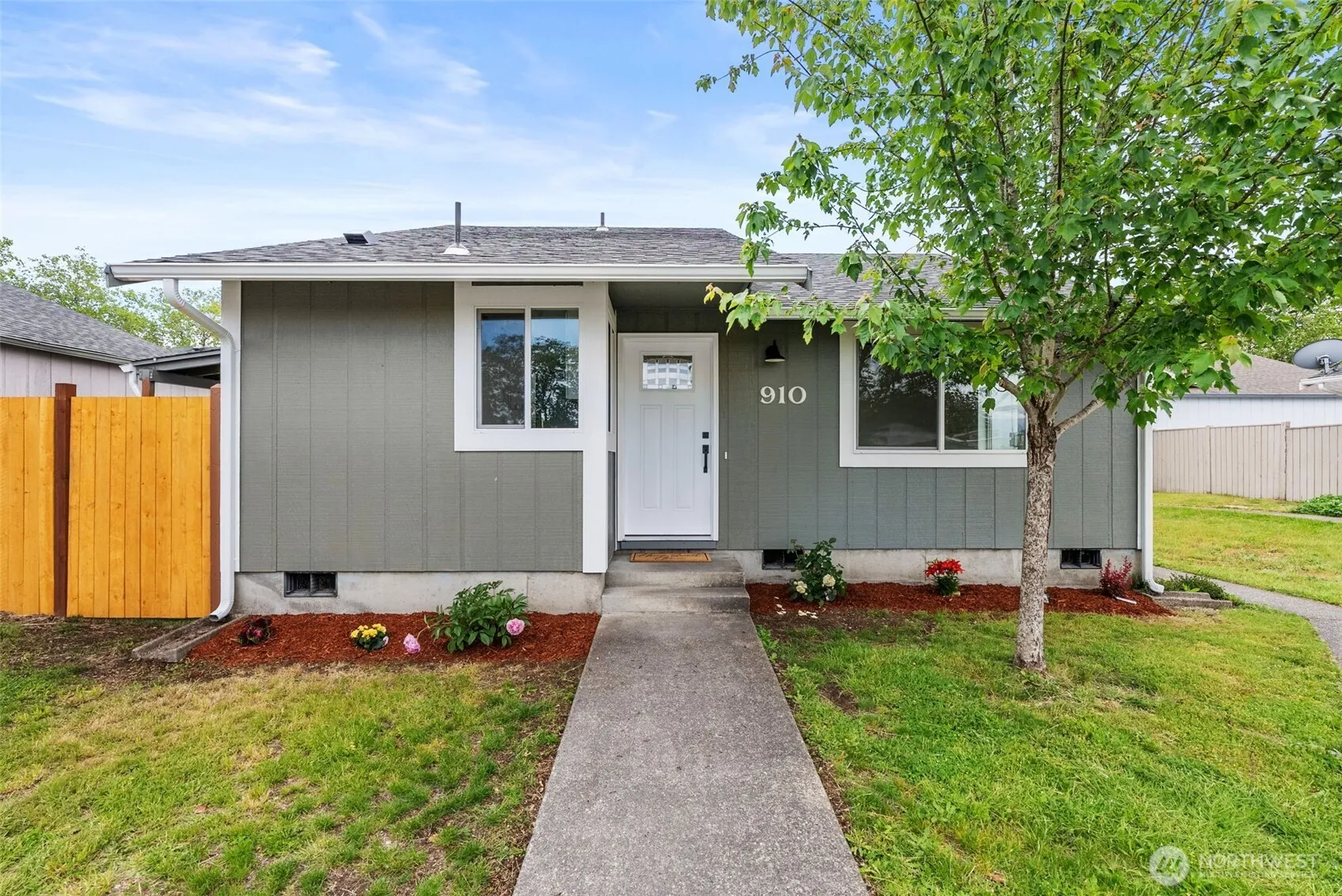 Property photo for 910 Schonberg Lane Se, Olympia