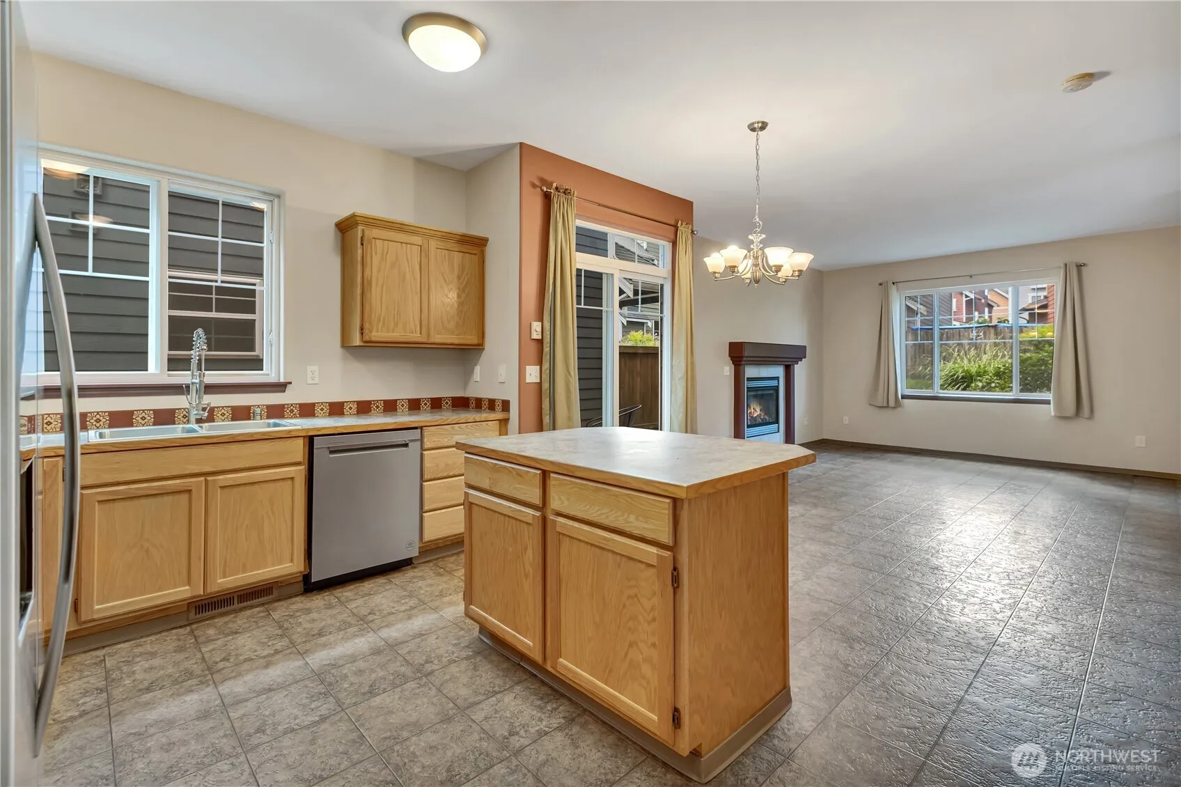 Property photo for 15312 14th Avenue W, Lynnwood photo 5