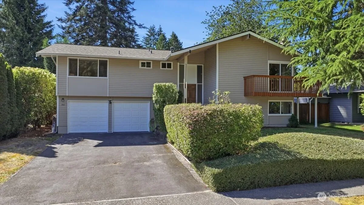 Property photo for 1801 Anacortes Avenue Ne, Renton