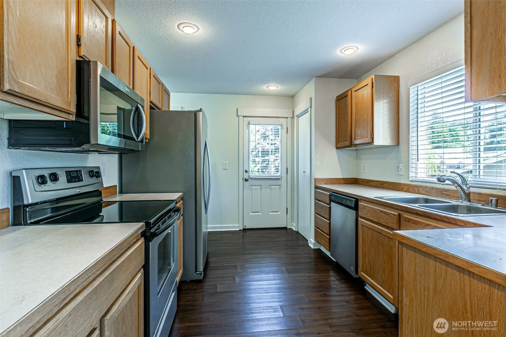Property photo for 1624 Springfield Court Ne, Olympia photo 5