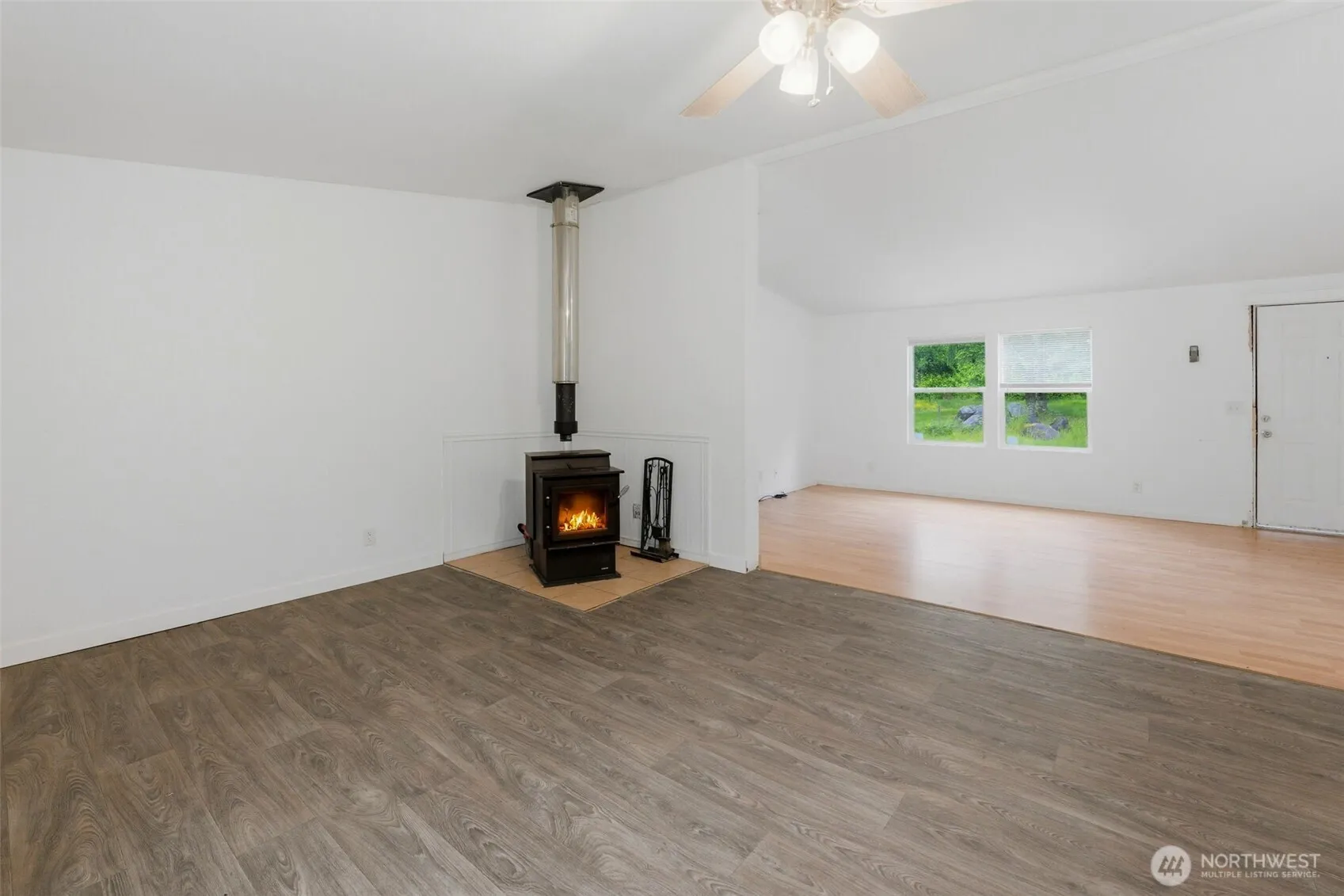 Property photo for 15511 Bay Ridge Drive Nw, Poulsbo photo 5