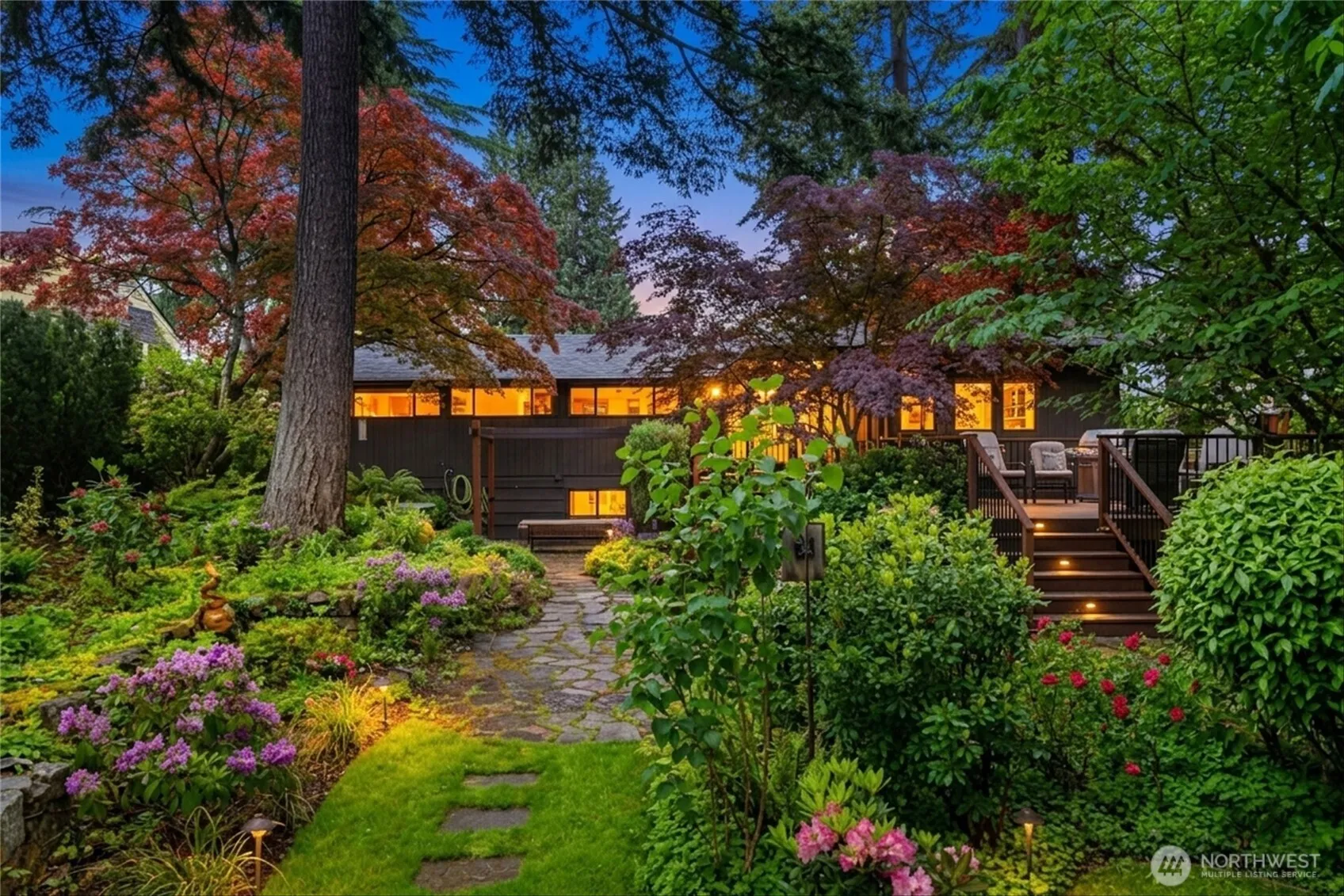 Property photo for 432 Scenic Way, Kent
