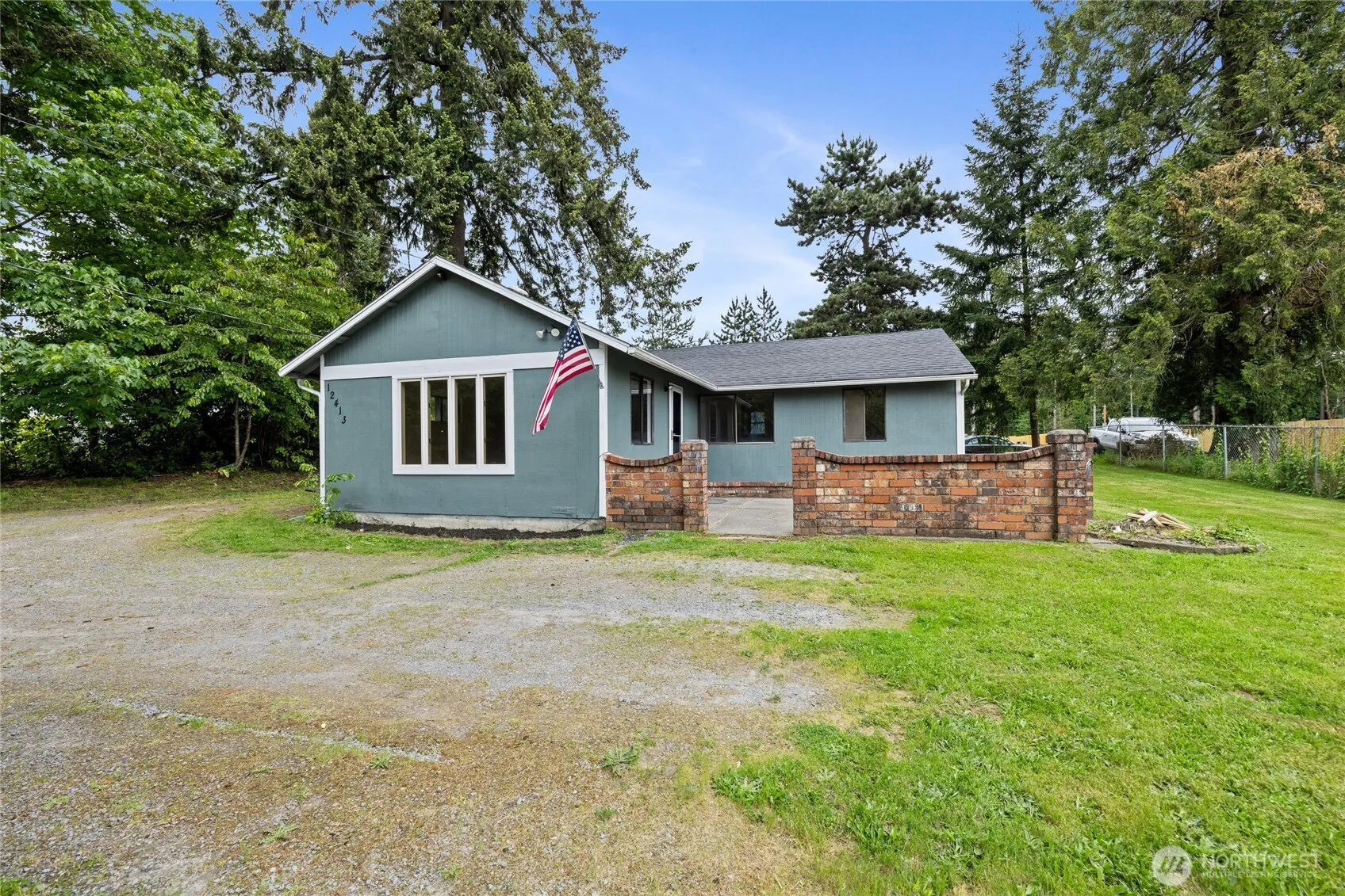 Property photo for 12413 Canyon Road, Puyallup
