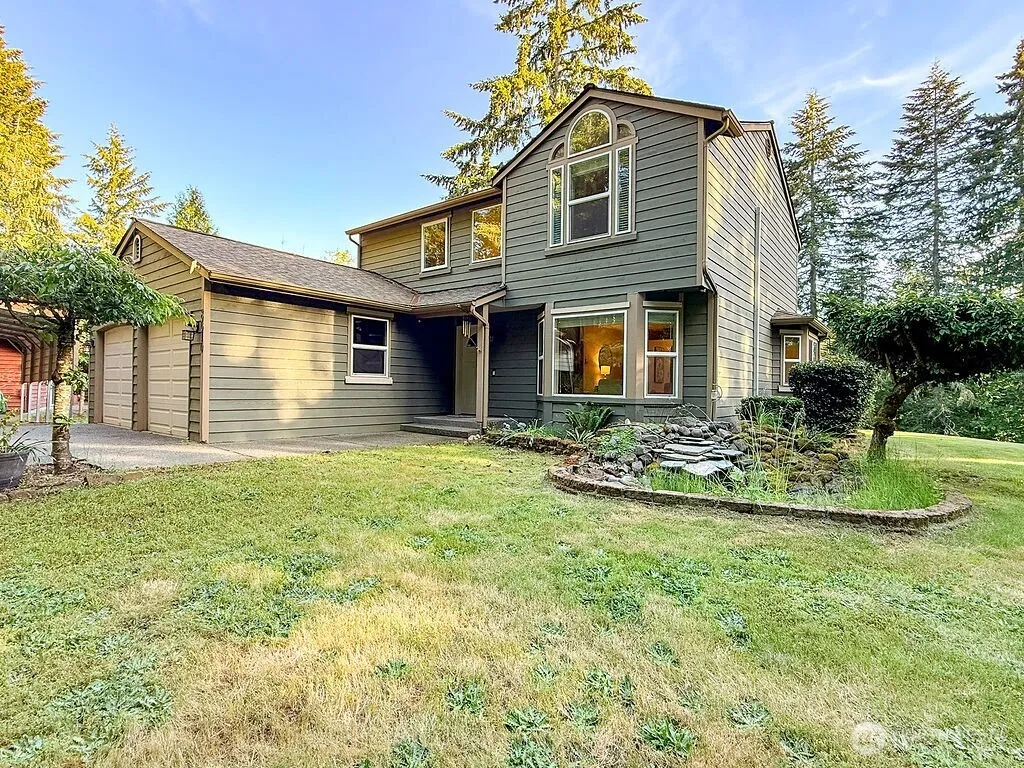 Property photo for 8610 Long Lake Road Se, Port Orchard