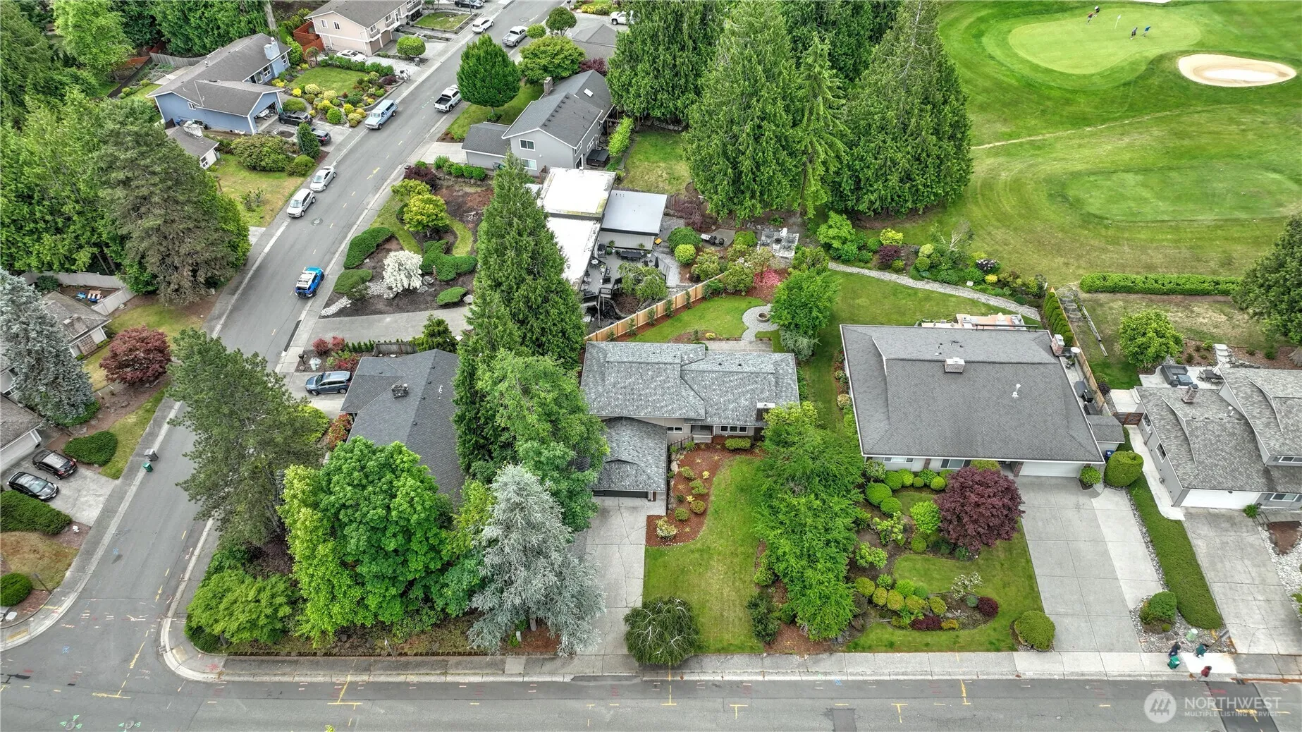 Property photo for 14837 Se Fairwood Boulevard, Renton photo 4