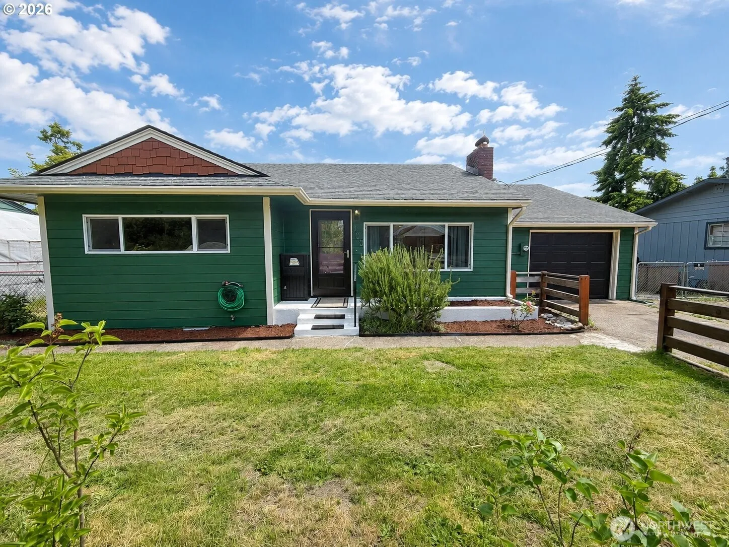 Property photo for 500 N 12th Ave, Kelso