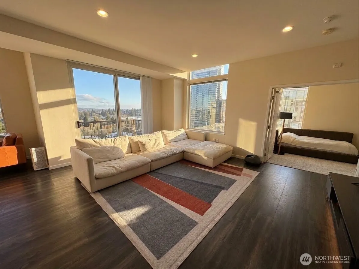Property photo for 177 107th Avenue Ne #2207, Bellevue