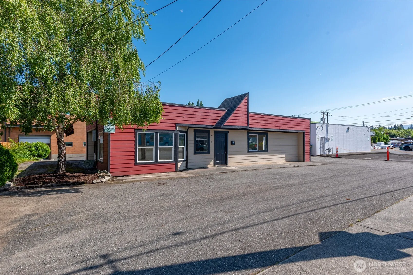 Property photo for 915 Mclean Road, Mount Vernon