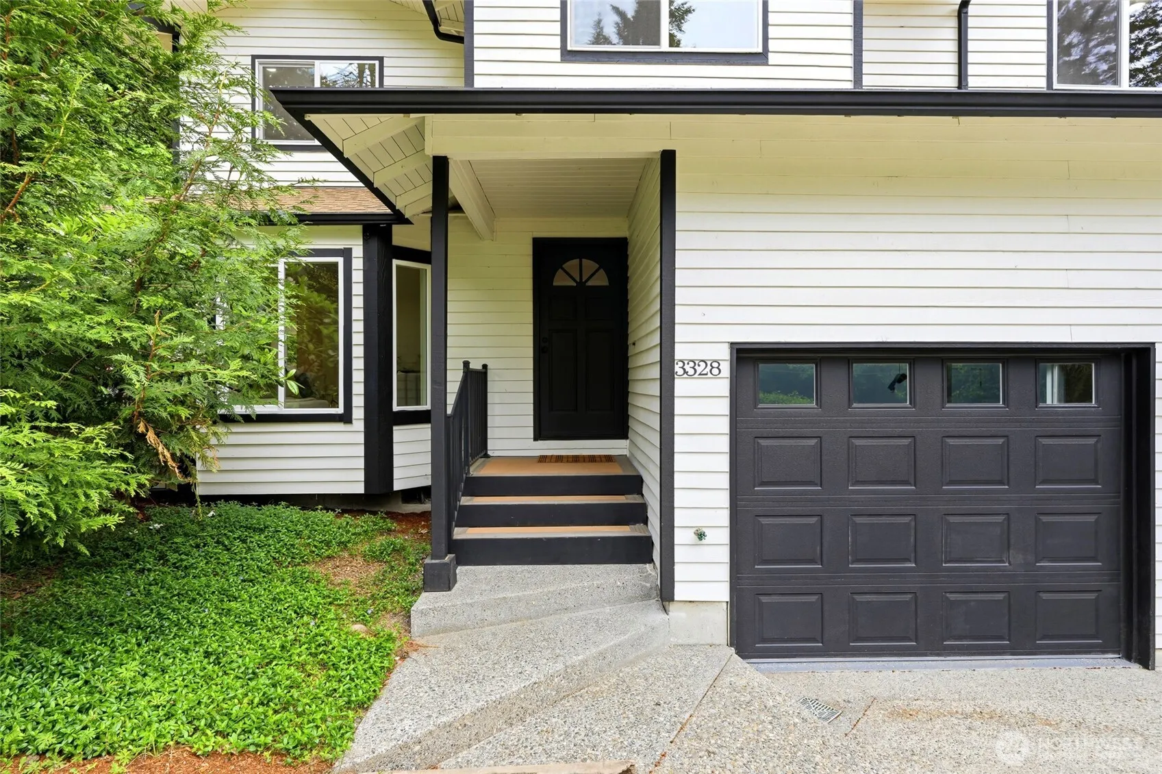 Property photo for 3328 168th Place Se, Bellevue photo 4