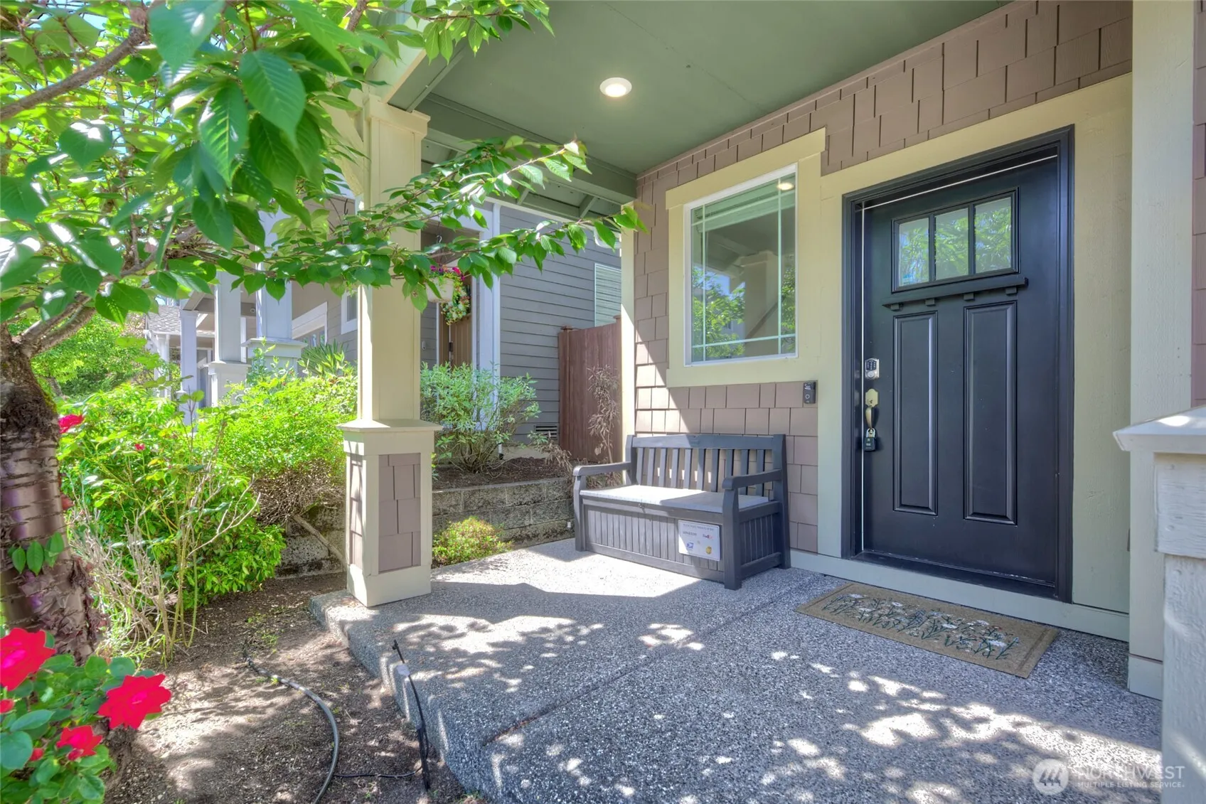 Property photo for 17 159th Place Se, Bothell photo 2