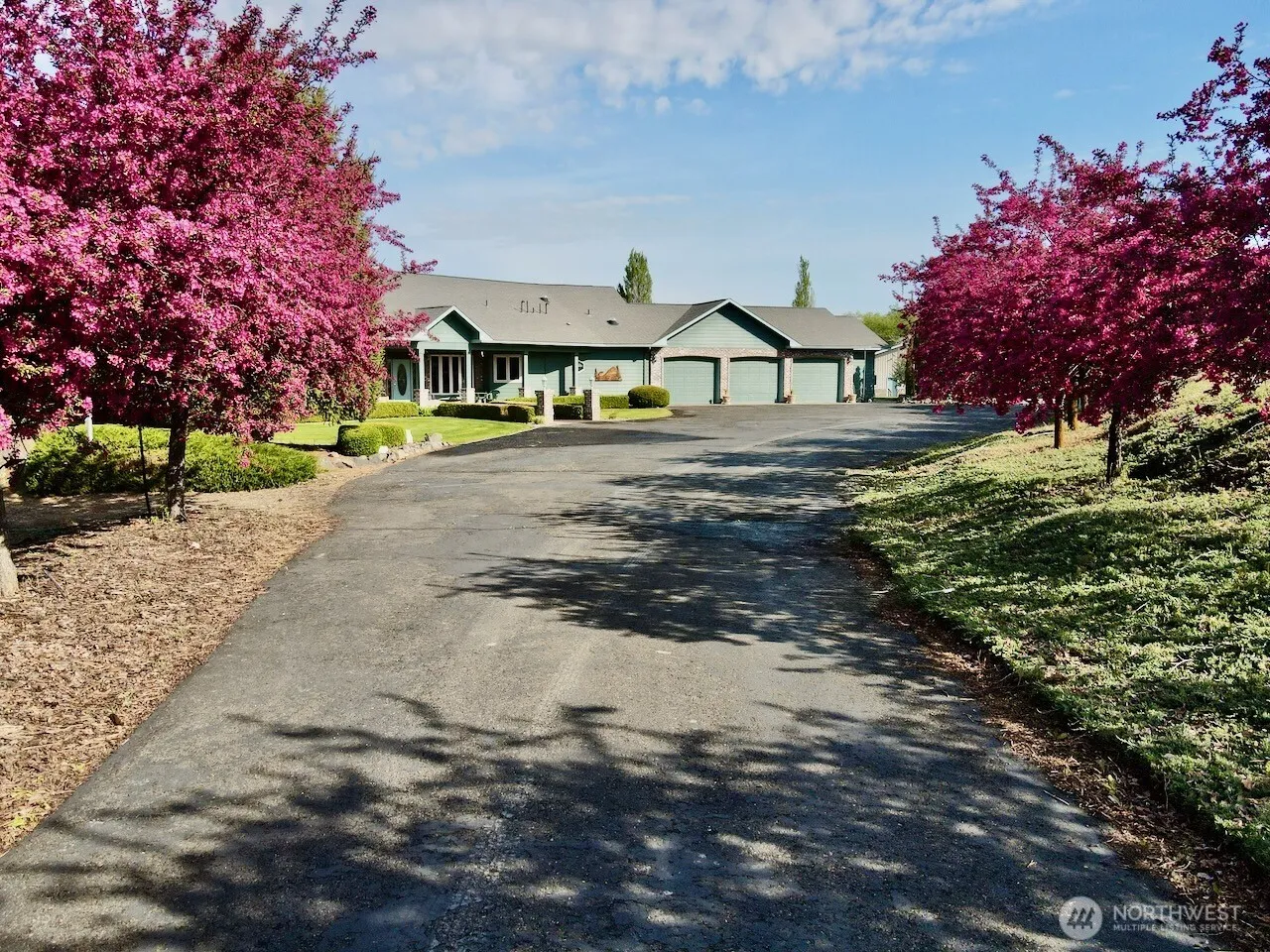 Property photo for 4221 Thrall Road, Ellensburg