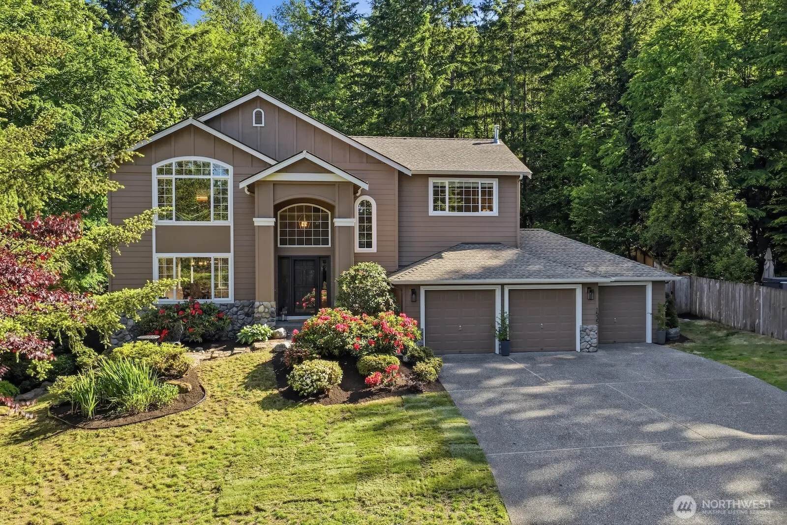 Property photo for 1535 Sw 15th Place, North Bend