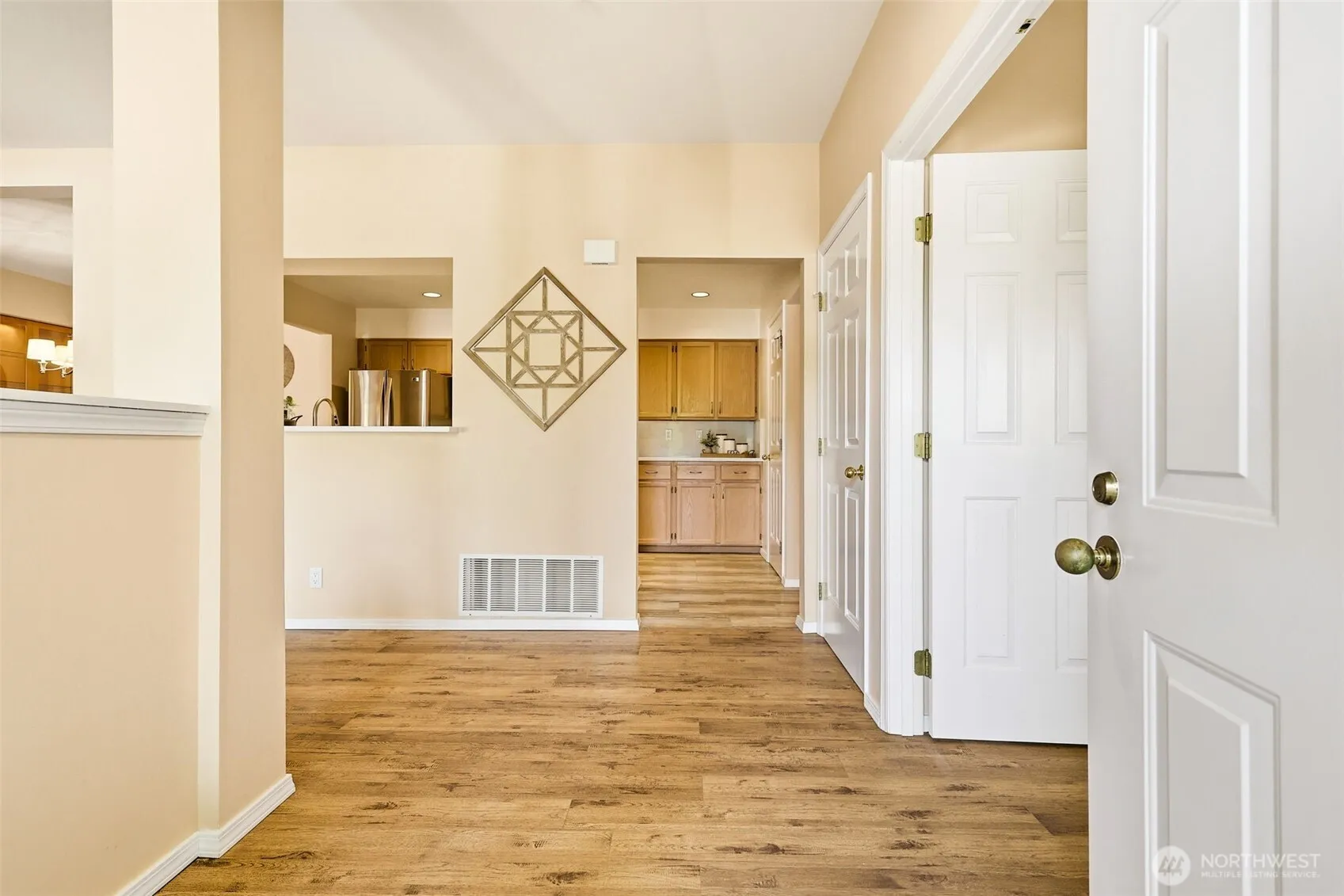 Property photo for 3638 224th Place Se #1312, Issaquah photo 4