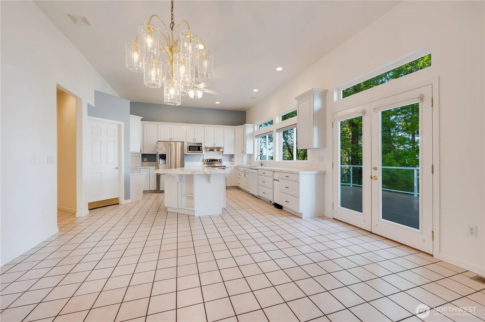Property photo for 17340 Maple Lane, La Conner photo 4