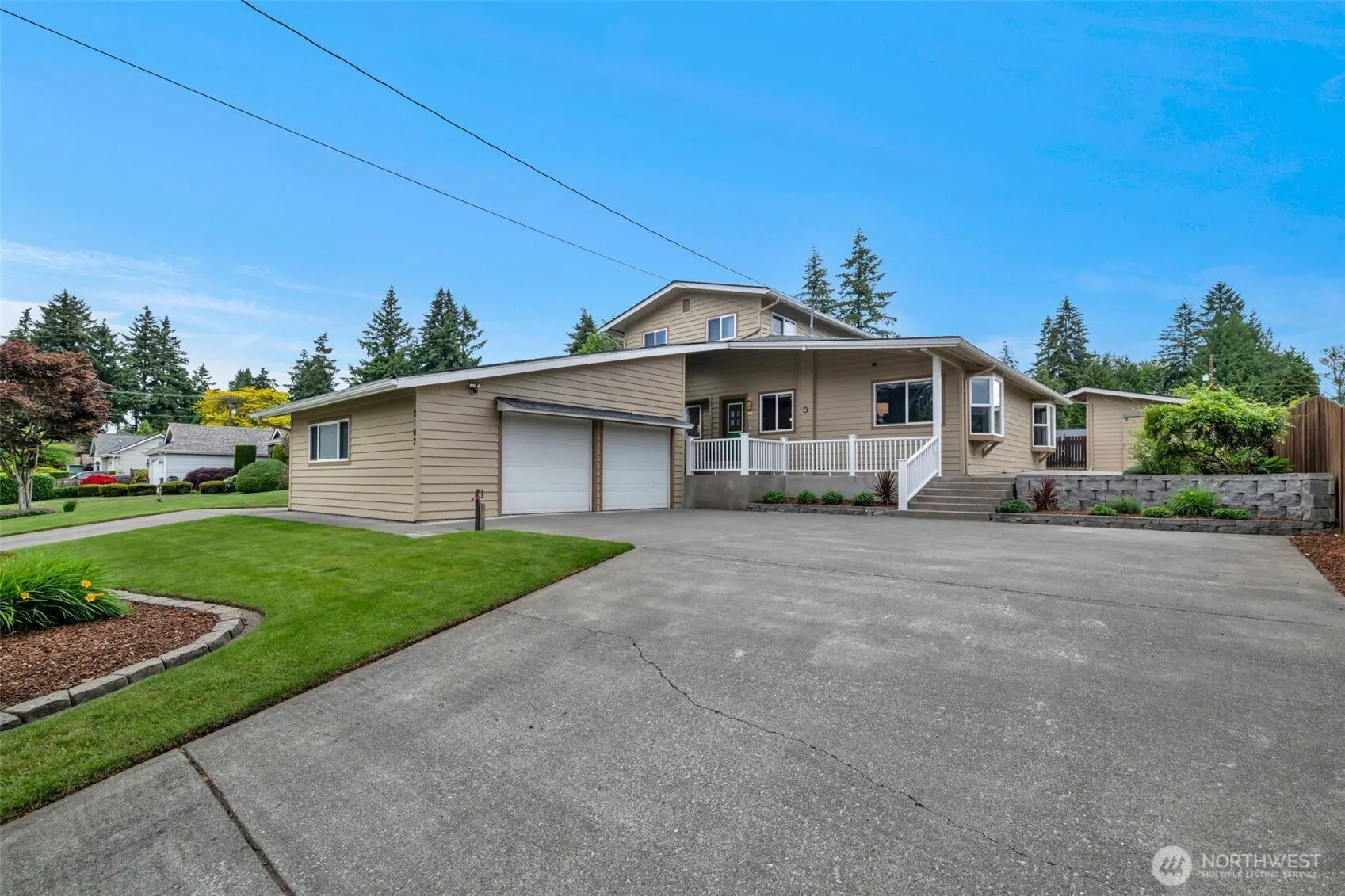 Property photo for 2102 15th Avenue, Milton