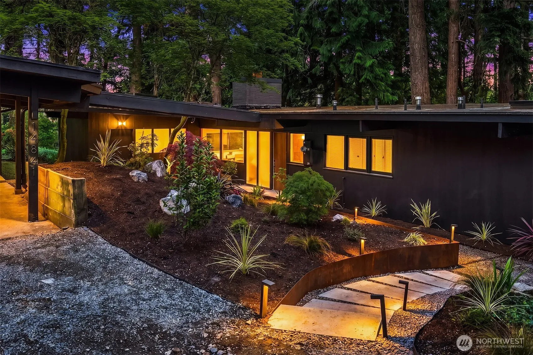 Property photo for 14841 Se 54th Street, Bellevue