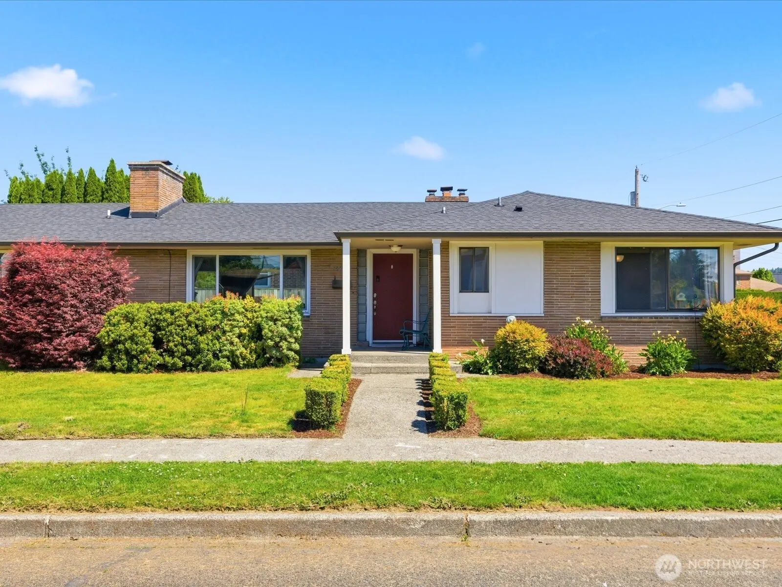 Property photo for 1417 Maple Street, Sumner photo 4