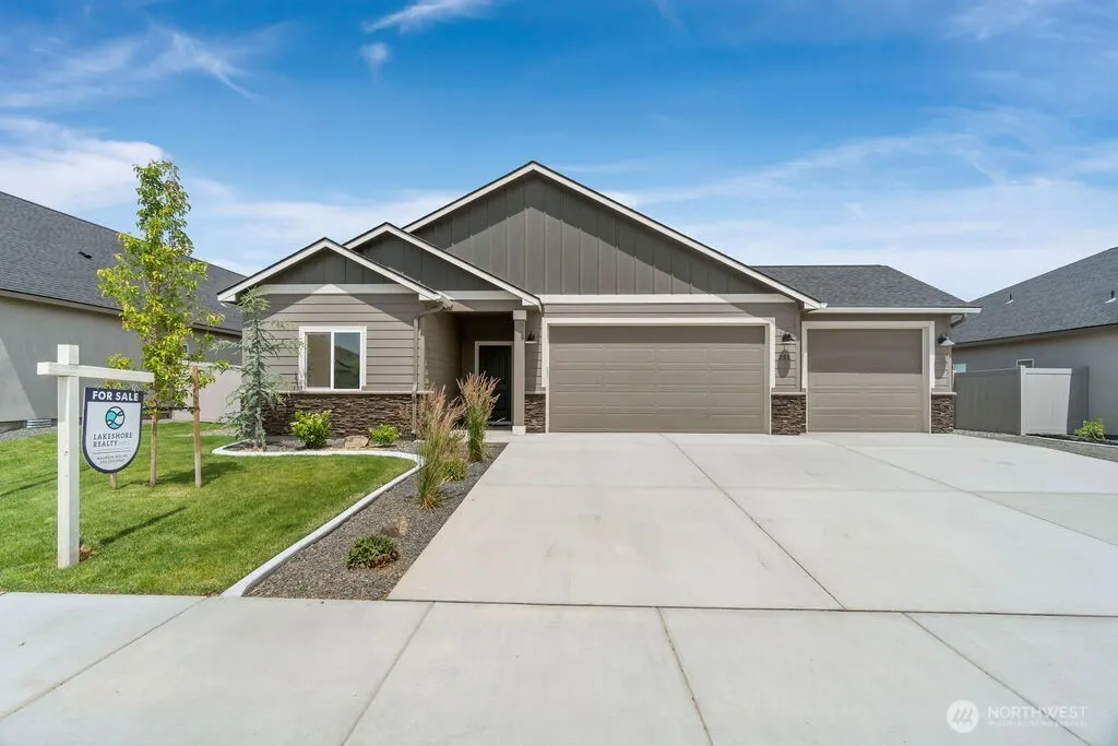 Property photo for 231 Schrute Road, Prosser