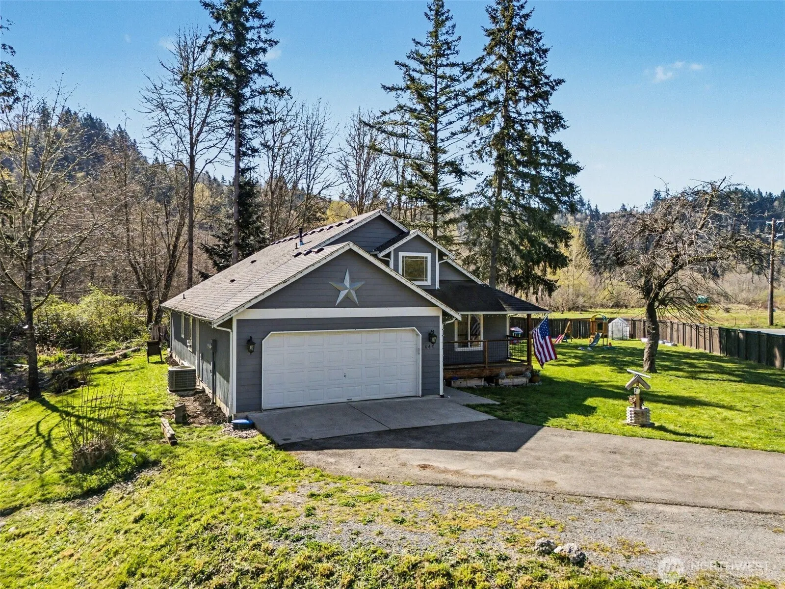 Property photo for 645 Orville Road E, Eatonville