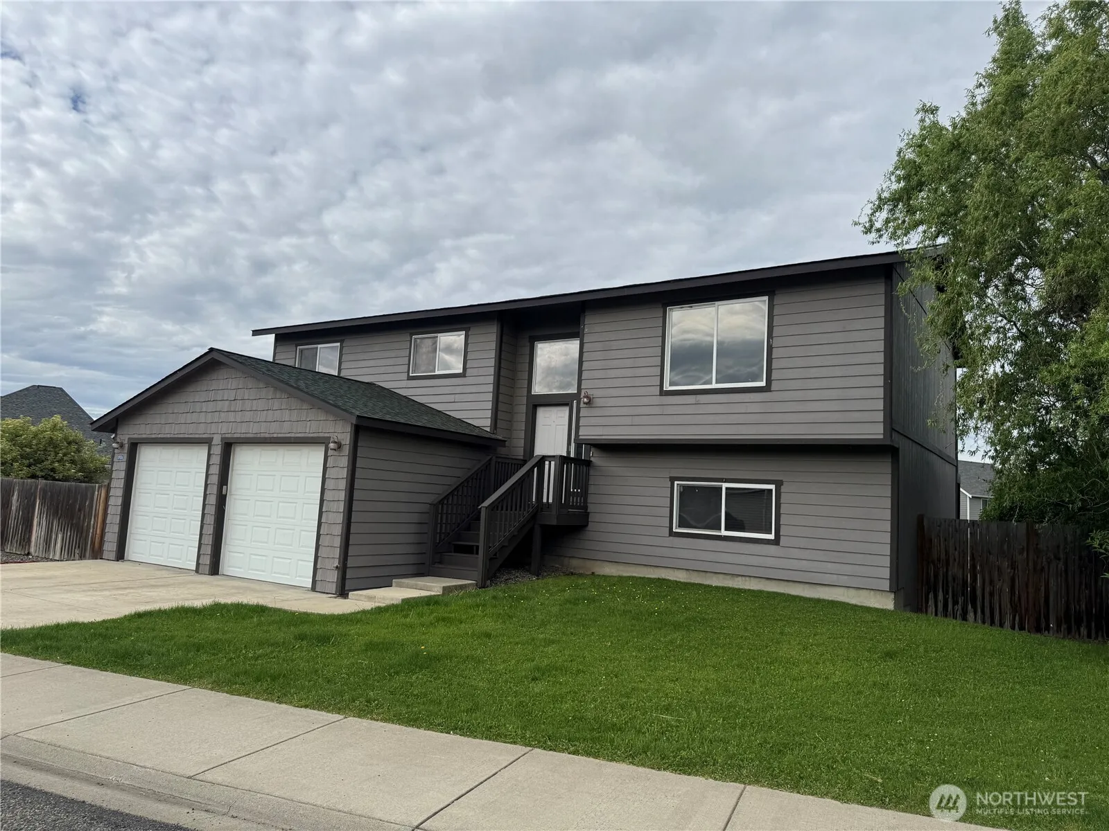 Property photo for 1906 W Peakview Drive, Ellensburg