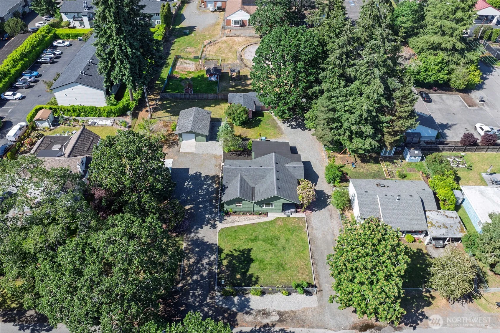 Property photo for 6411 Lake Grove Street Sw, Lakewood photo 2