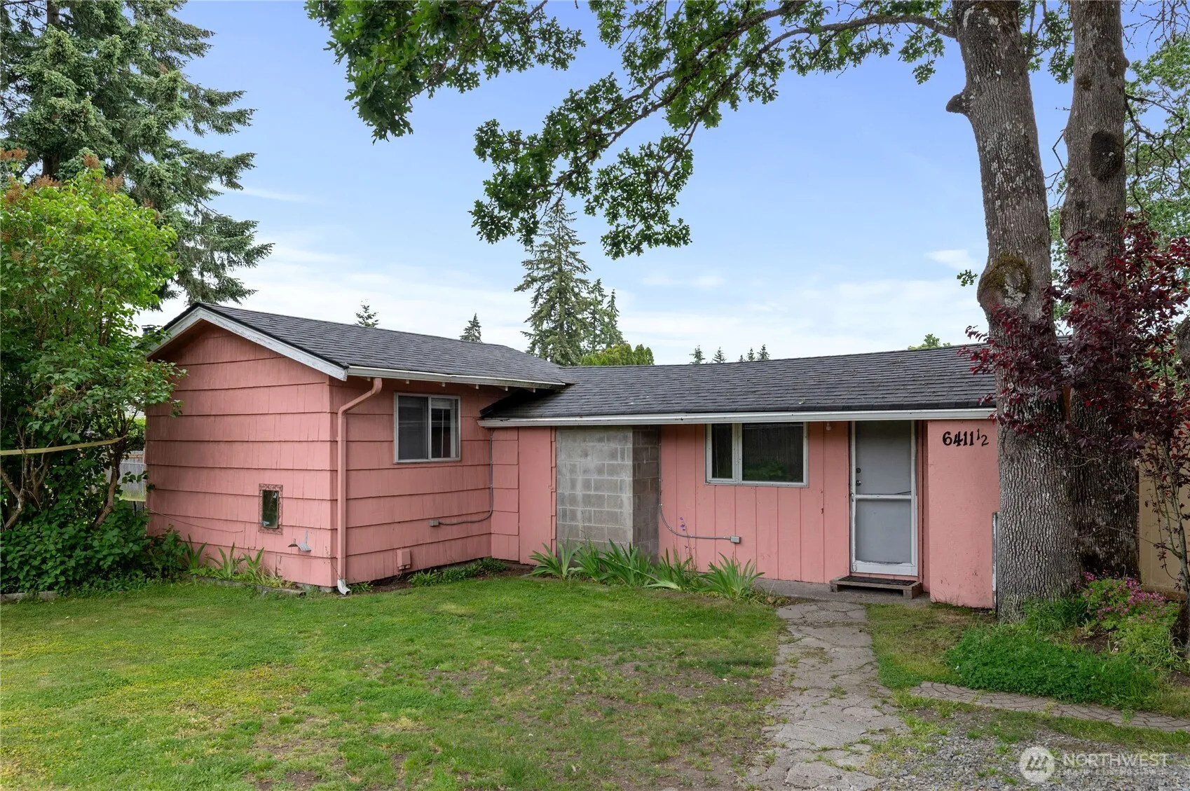 Property photo for 6411 Lake Grove Street Sw, Lakewood photo 4