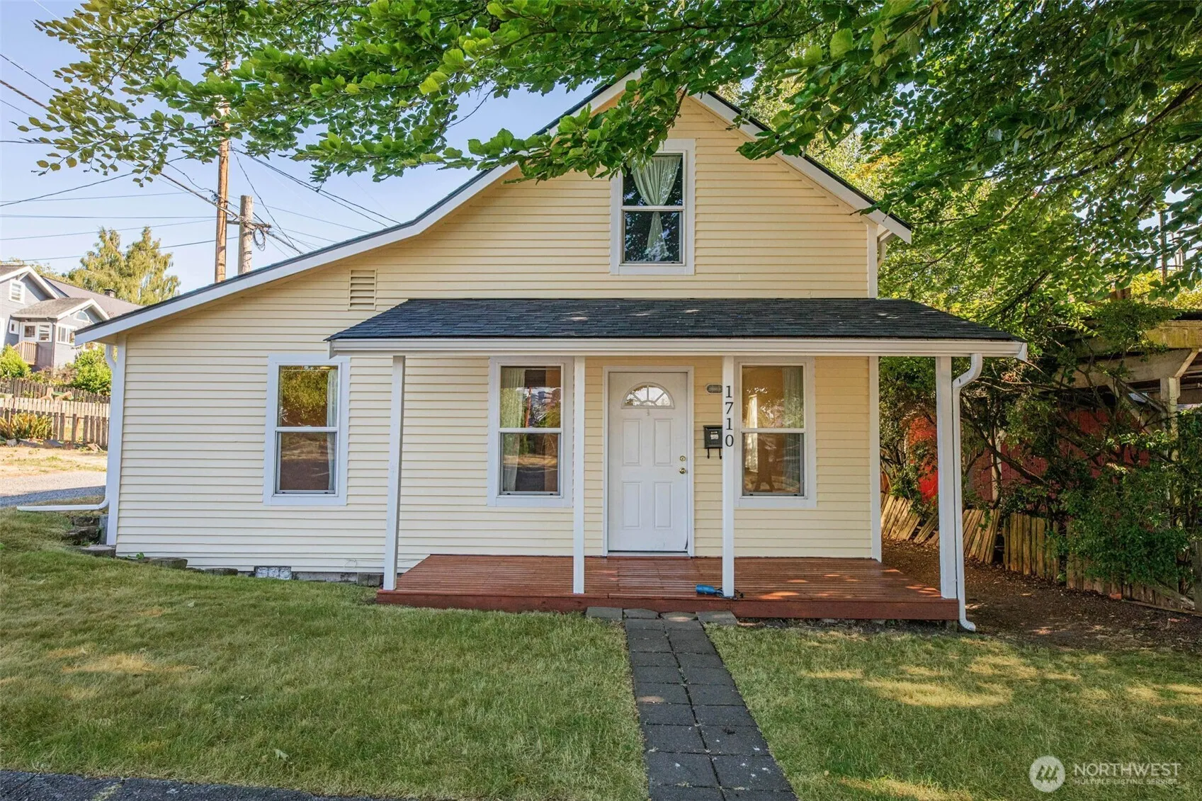 Property photo for 1710 36th Street, Everett photo 2