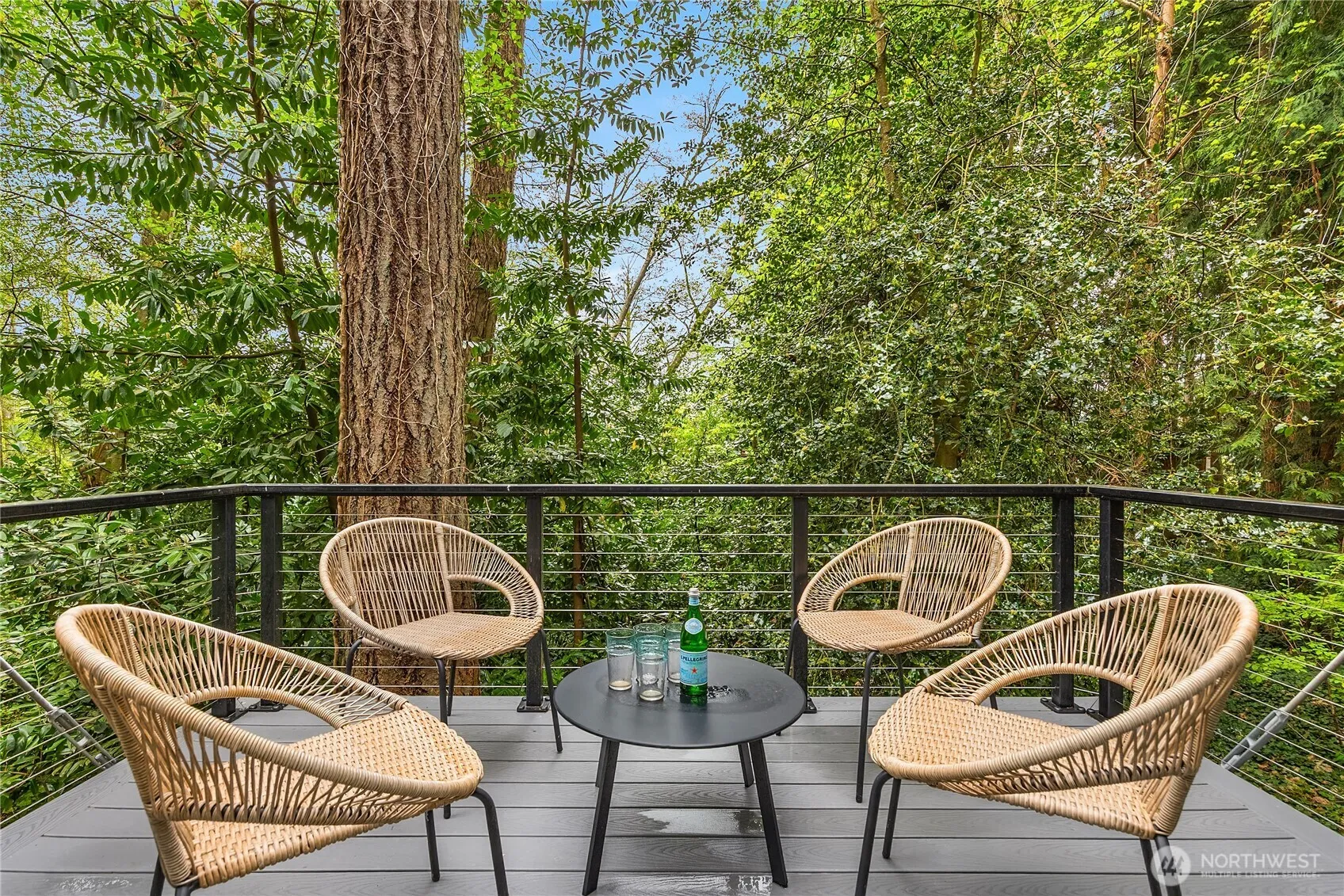 Property photo for 10003 Manitou Beach Drive Ne, Bainbridge Island