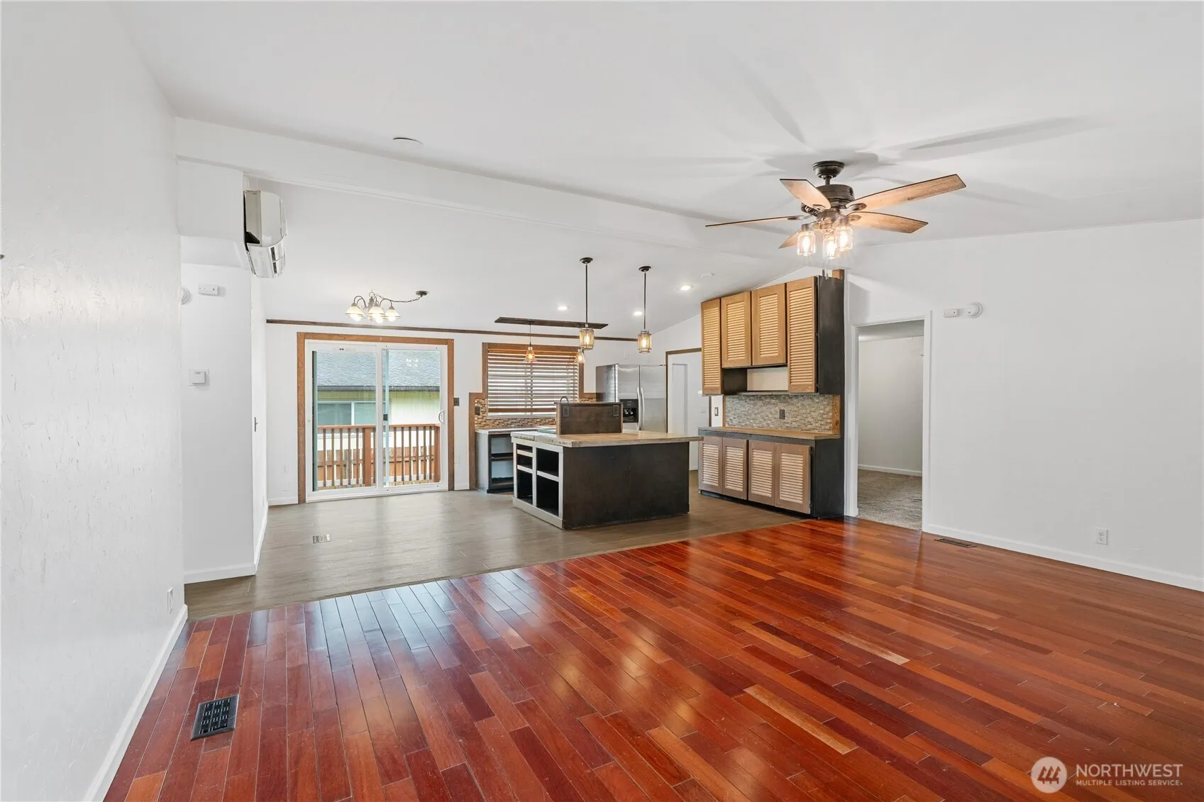 Property photo for 412 E Kennaston Avenue, Montesano photo 3