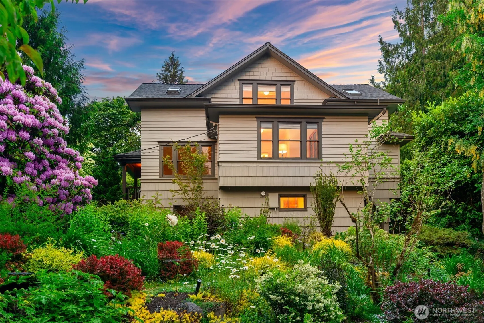 2701 Ne 94th Street, Seattle