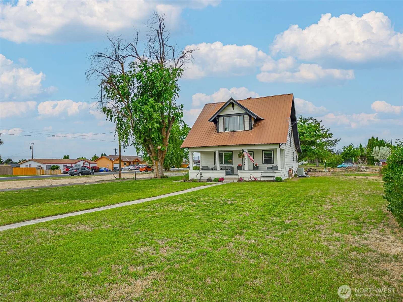 Property photo for 407 Central Avenue N, Quincy