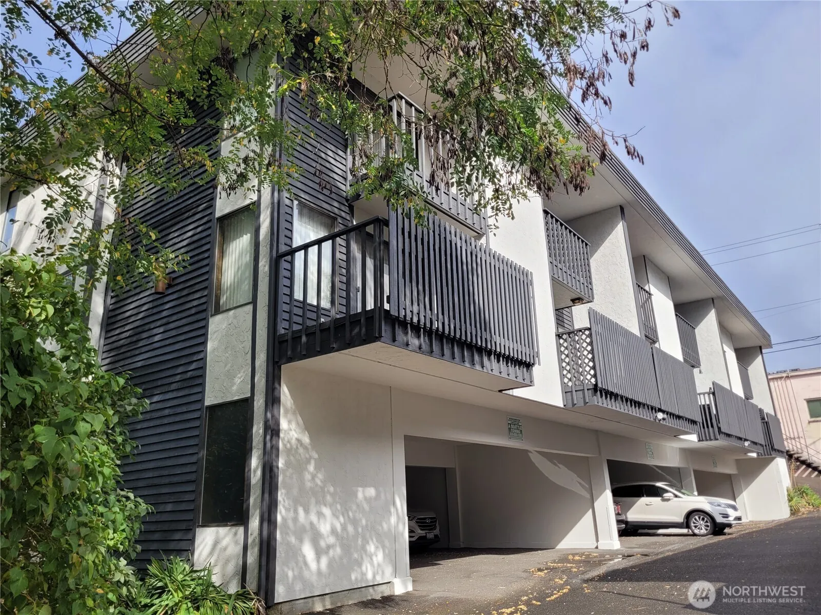 Property photo for 216 Sw 154th Street #3, Burien