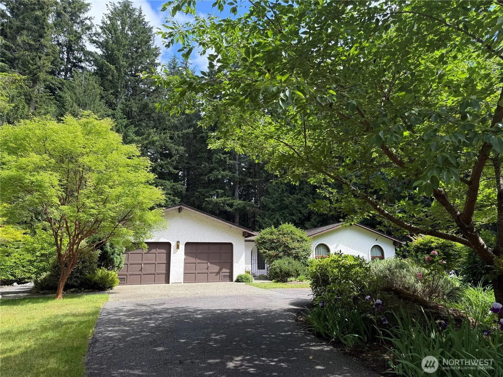 Property photo for 23020 Ne 61st St., Redmond