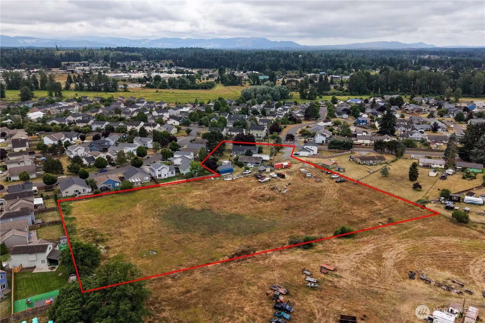 Property photo for 16418 Middle Road Se, Yelm photo 3