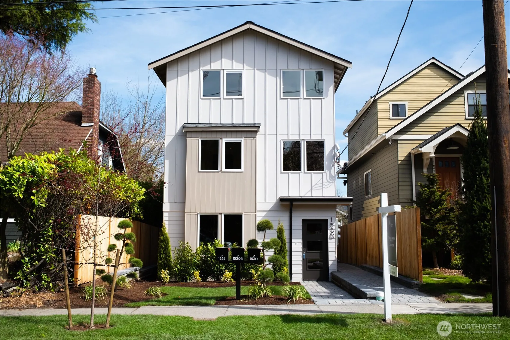 Property photo for 1530 25th Avenue, Seattle