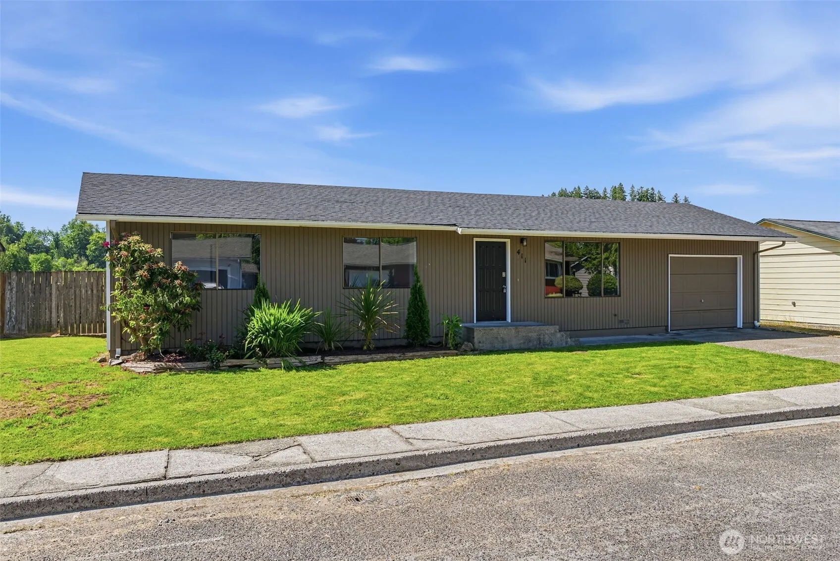 Property photo for 411 Se Brierwood Court, Castle Rock