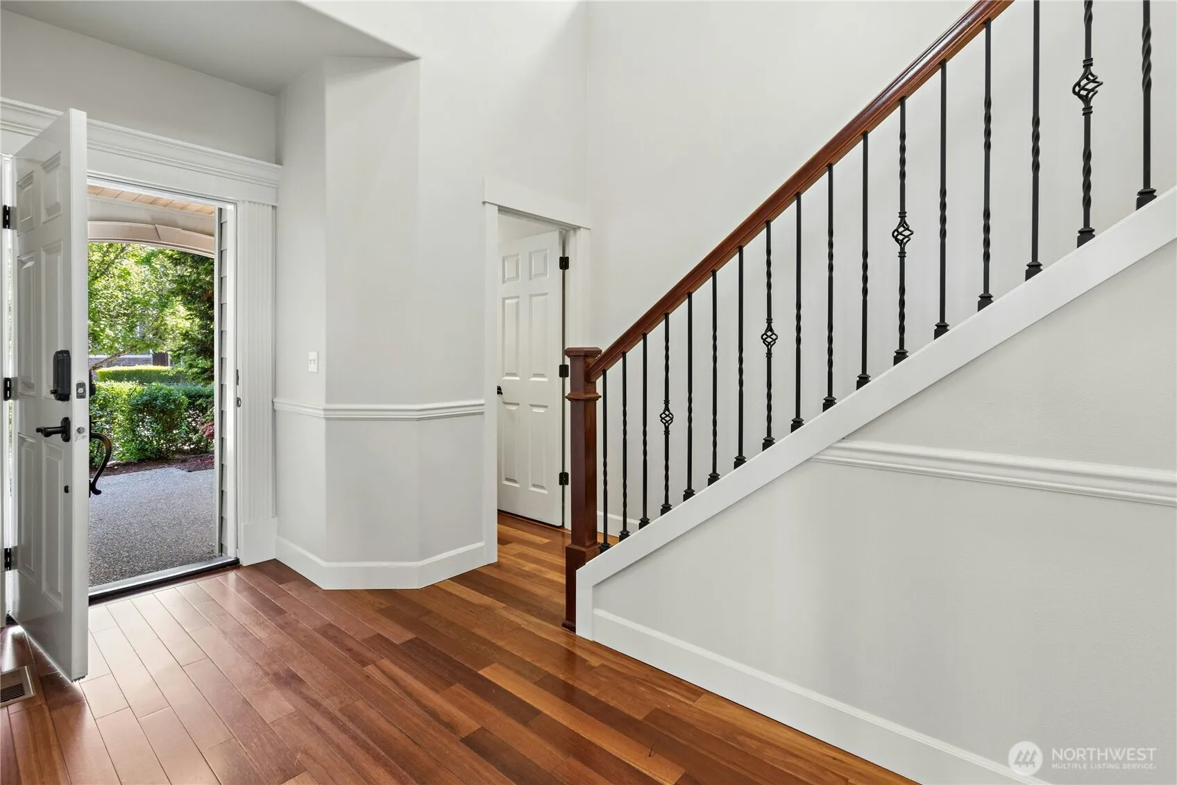 Property photo for 22624 43rd Drive Se, Bothell photo 3