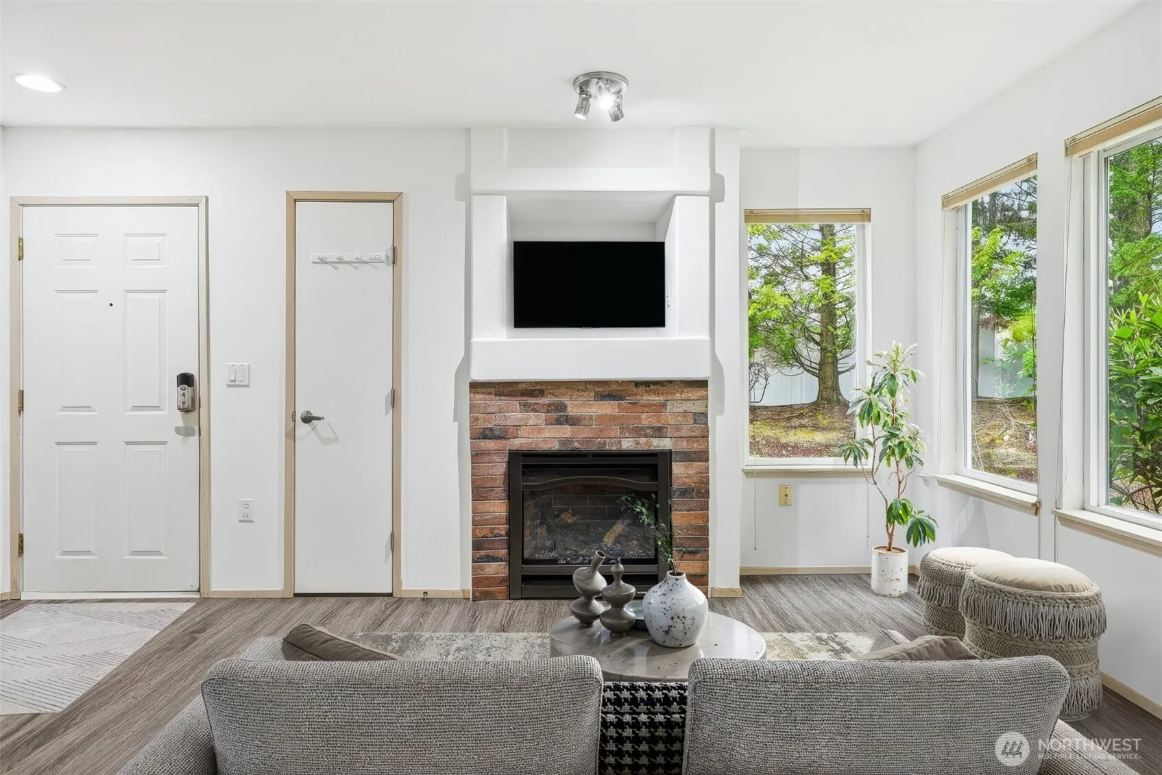 Property photo for 11130 Se 208th St #j101, Kent photo 4