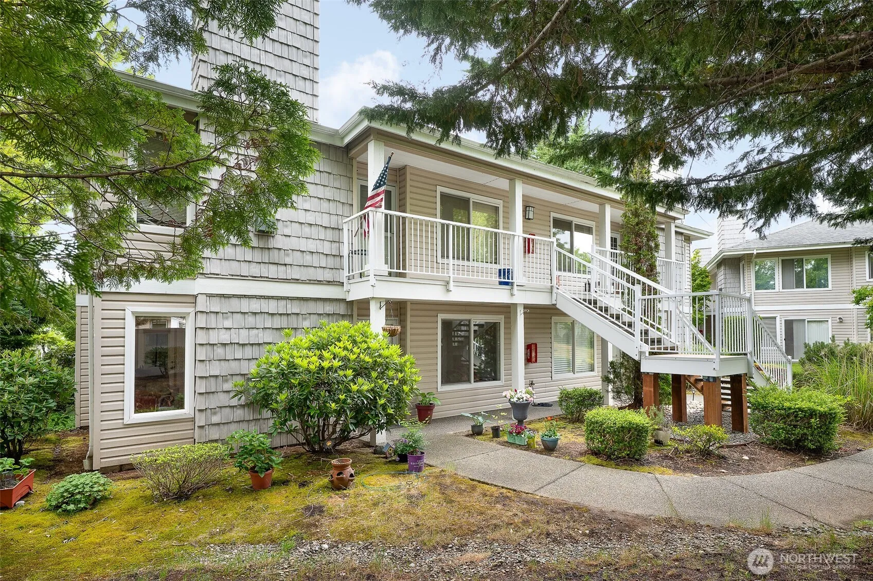 Property photo for 11130 Se 208th St #j101, Kent