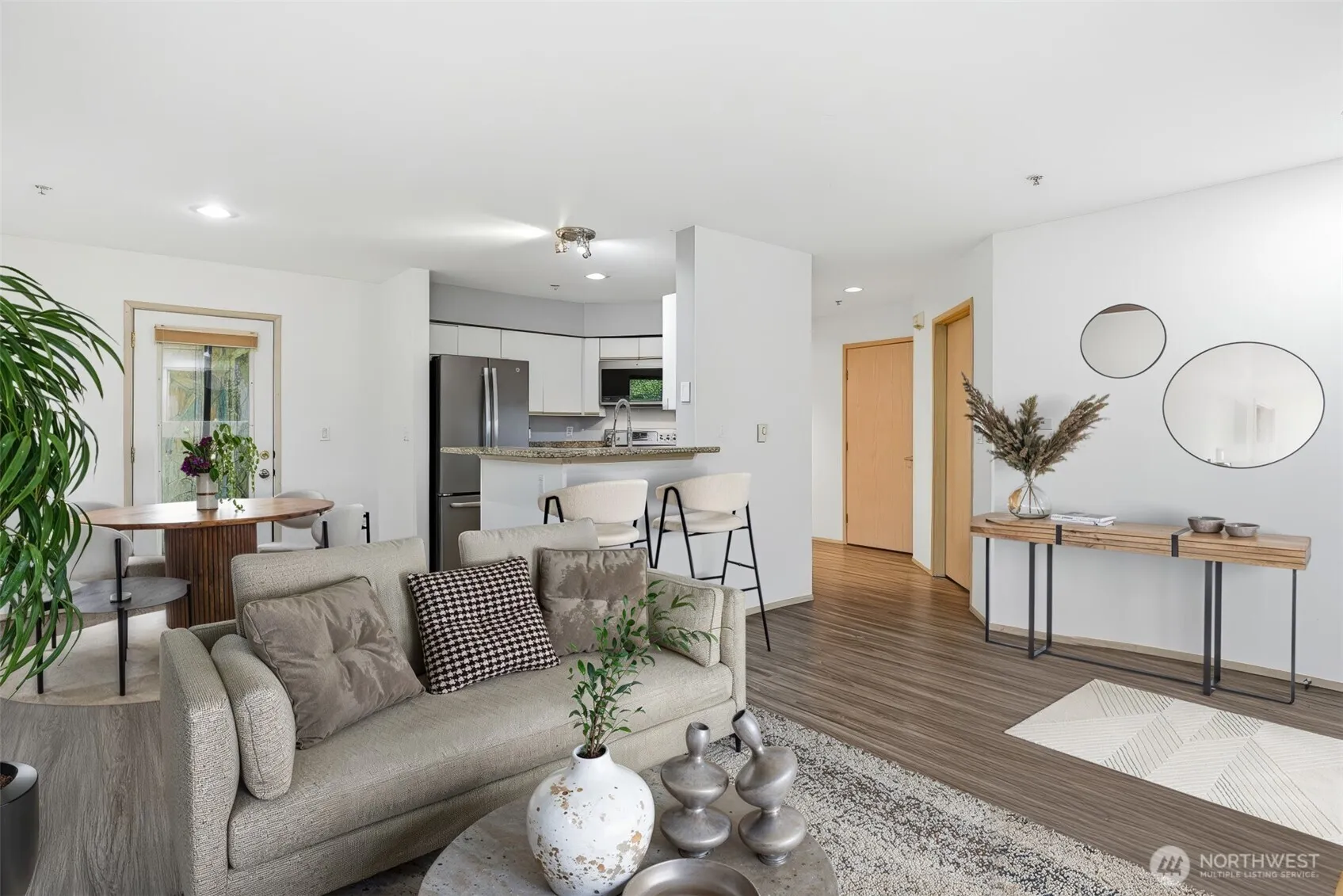 Property photo for 11130 Se 208th St #j101, Kent photo 5