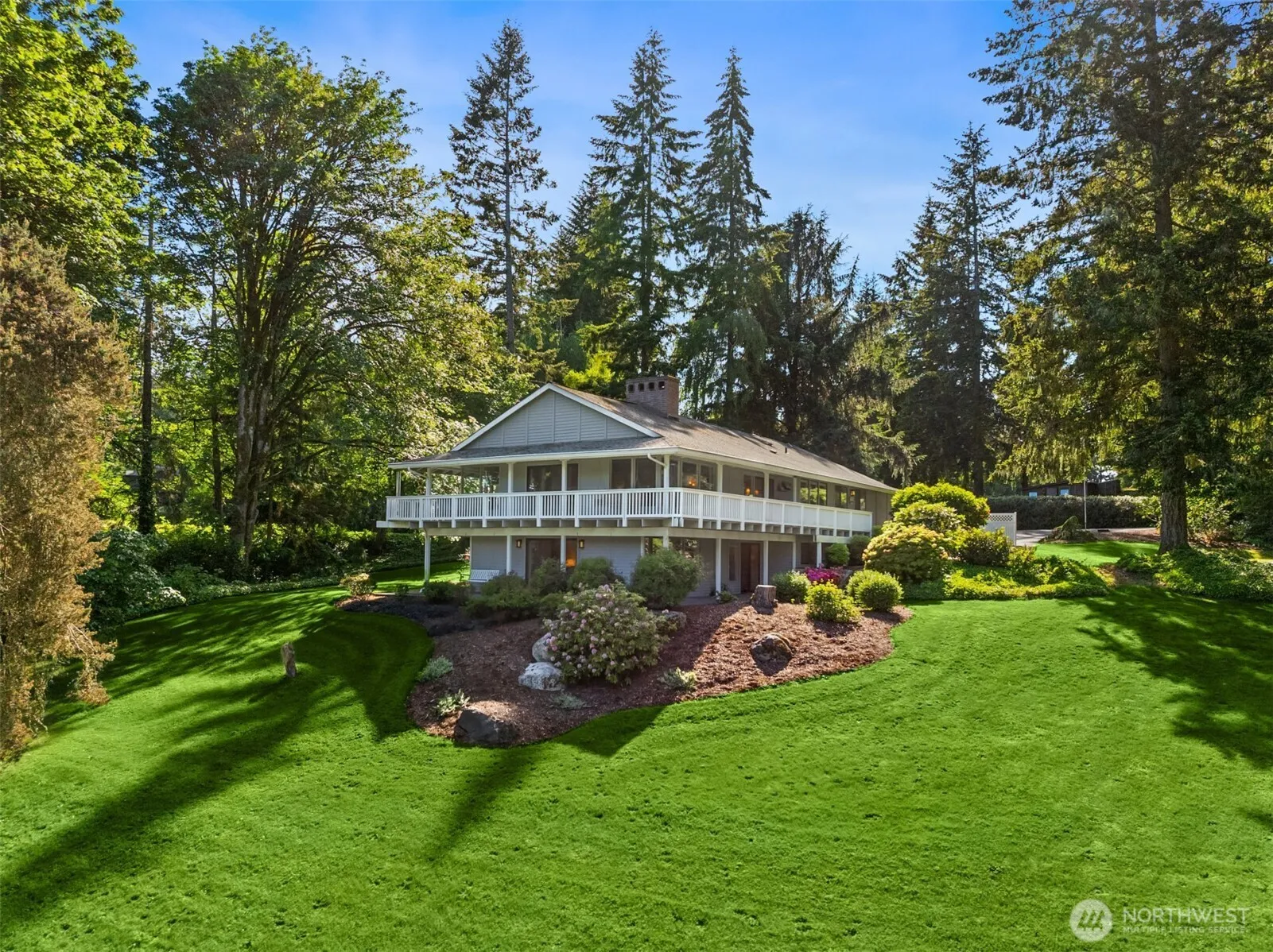 Property photo for 11186 Blue Pond Place Ne, Bainbridge Island photo 3