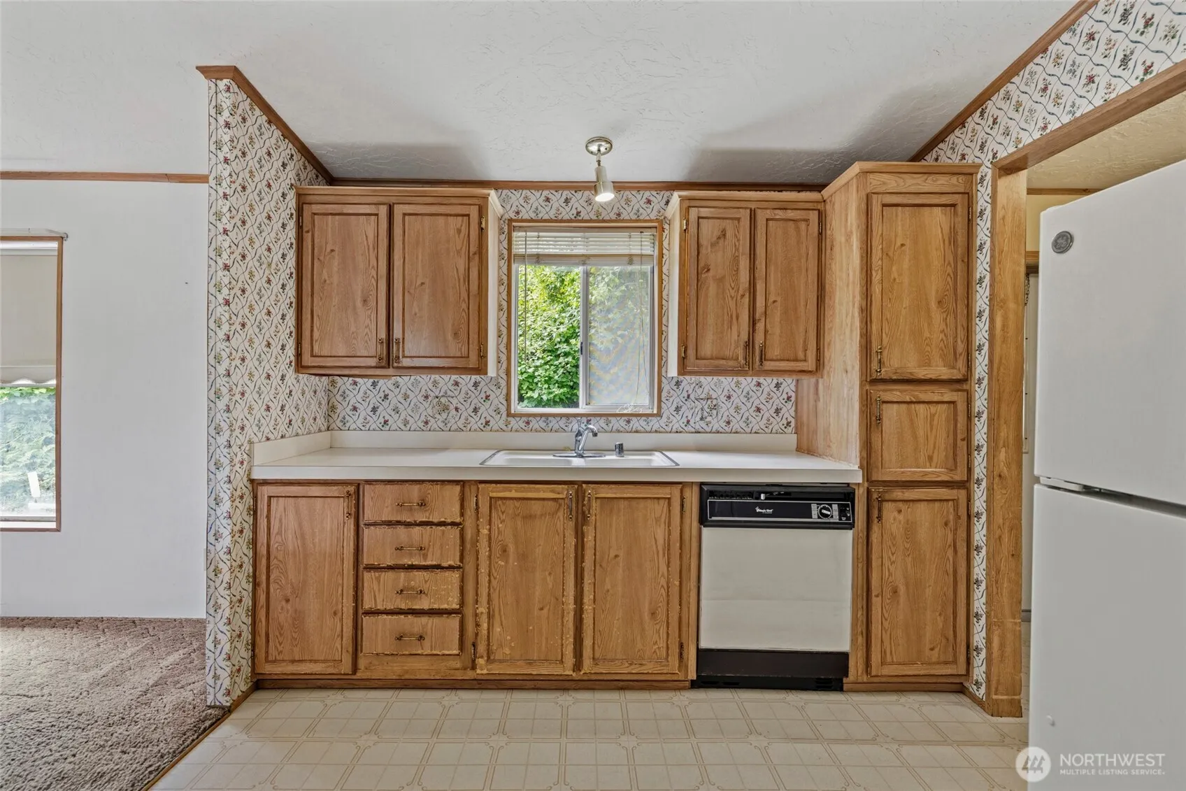 Property photo for 18206 W Big Lake Boulevard, Mount Vernon photo 4
