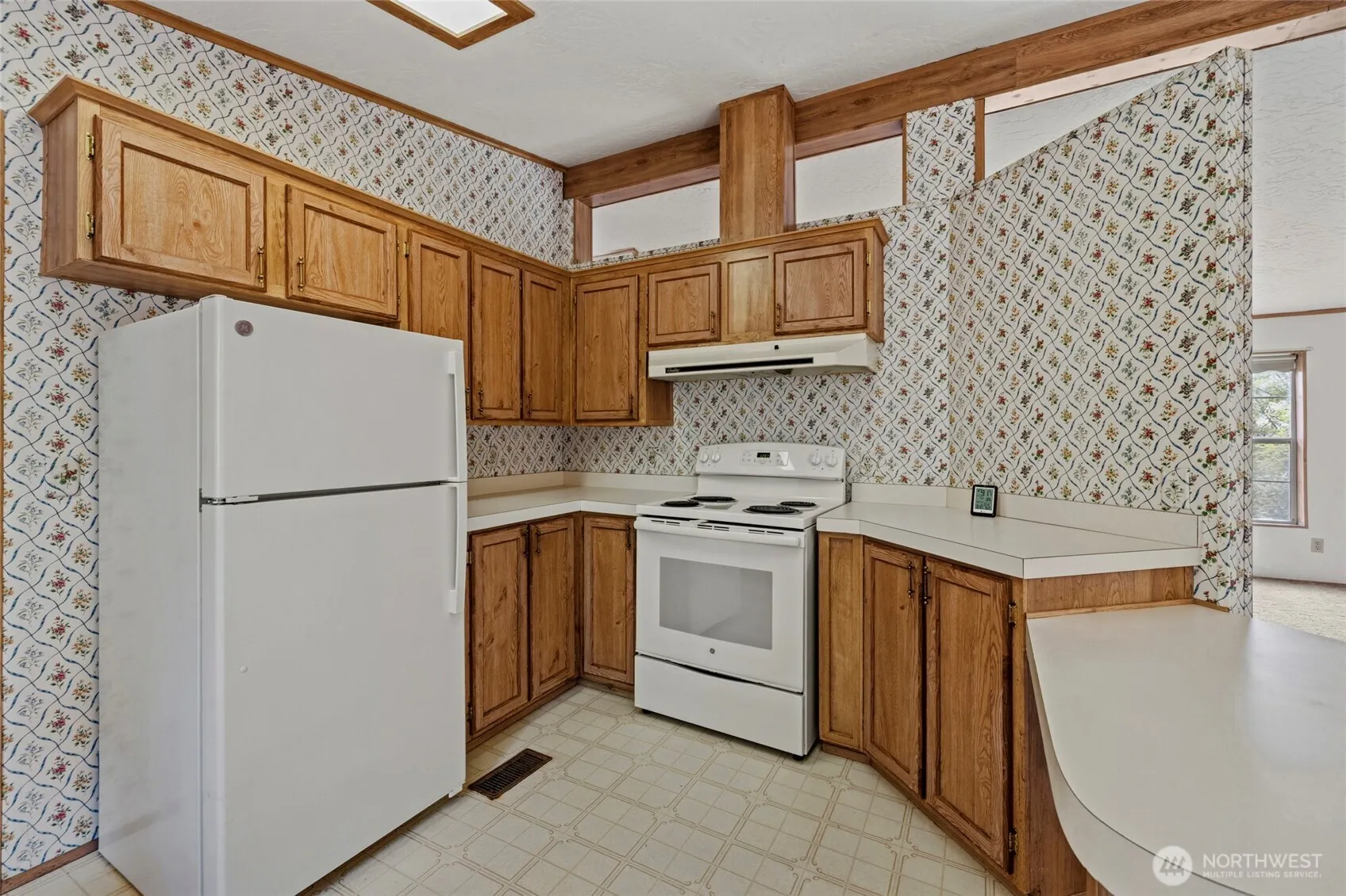 Property photo for 18206 W Big Lake Boulevard, Mount Vernon photo 5