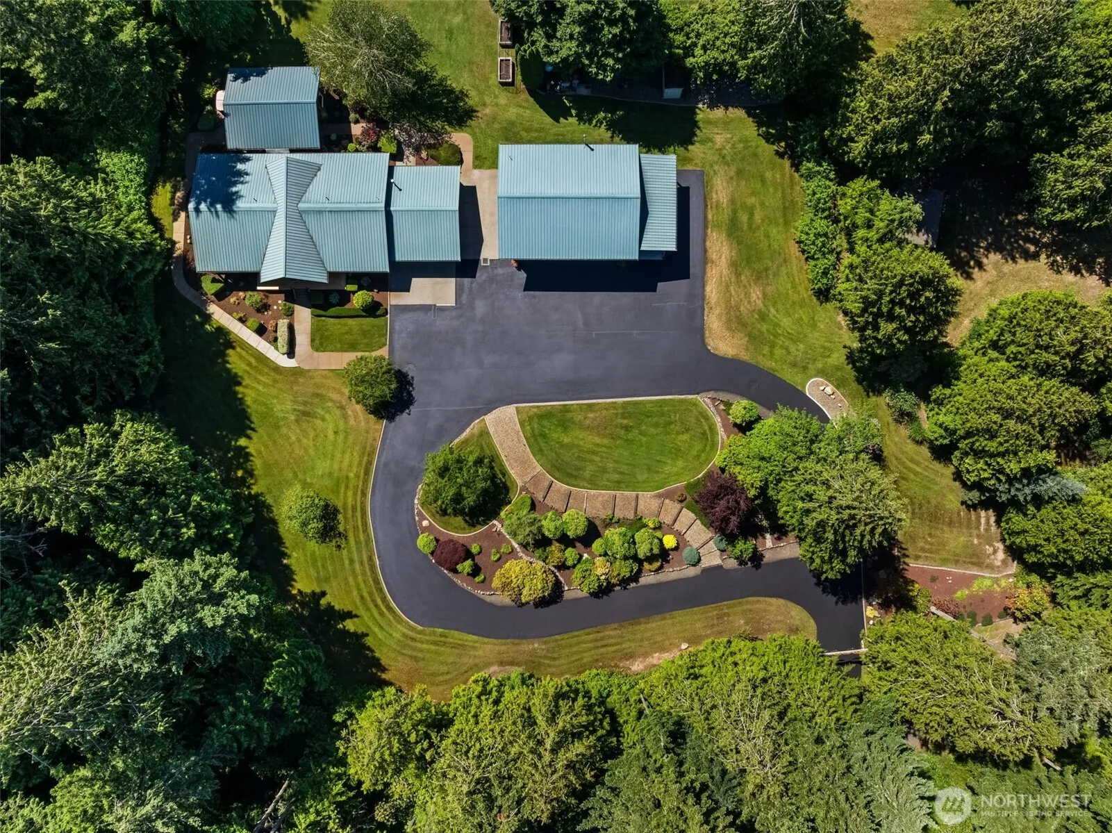 Property photo for 16143 Bay Ridge Drive Nw, Poulsbo photo 4