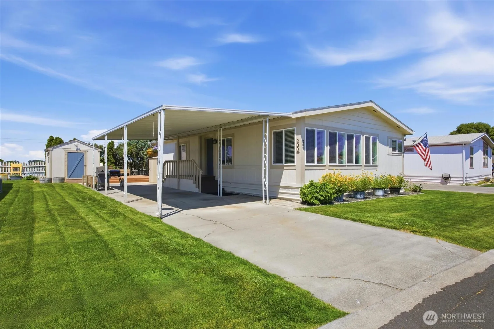 Property photo for 2240 W Broadway Avenue #209, Moses Lake