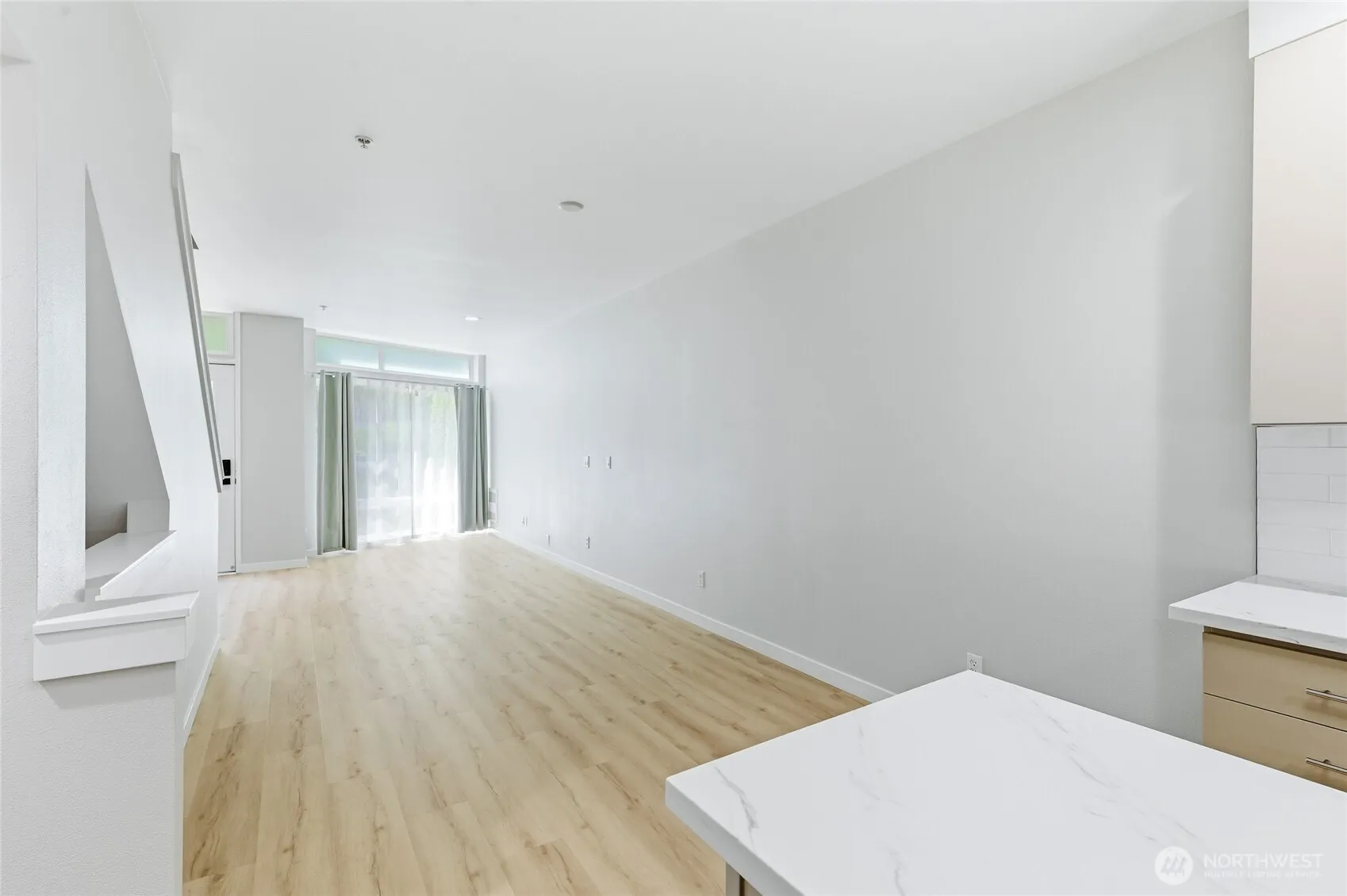 Property photo for 15200 Ne 81st Way #106, Redmond photo 5